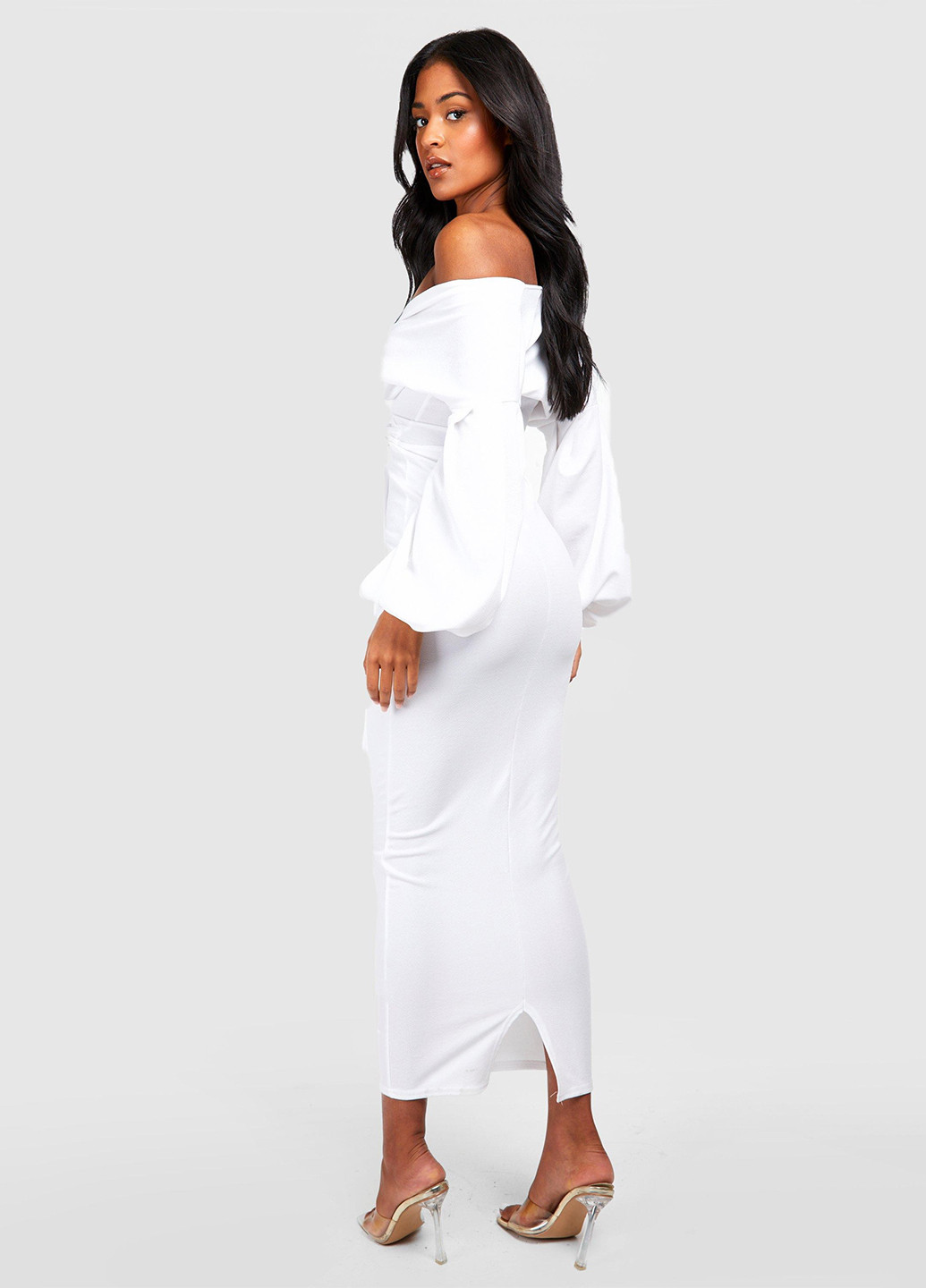 Белое кэжуал, вечернее платье с открытыми плечами Boohoo однотонное