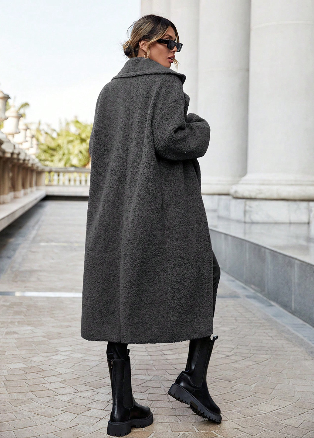 Темно-сіре демісезонне Пальто SHEIN