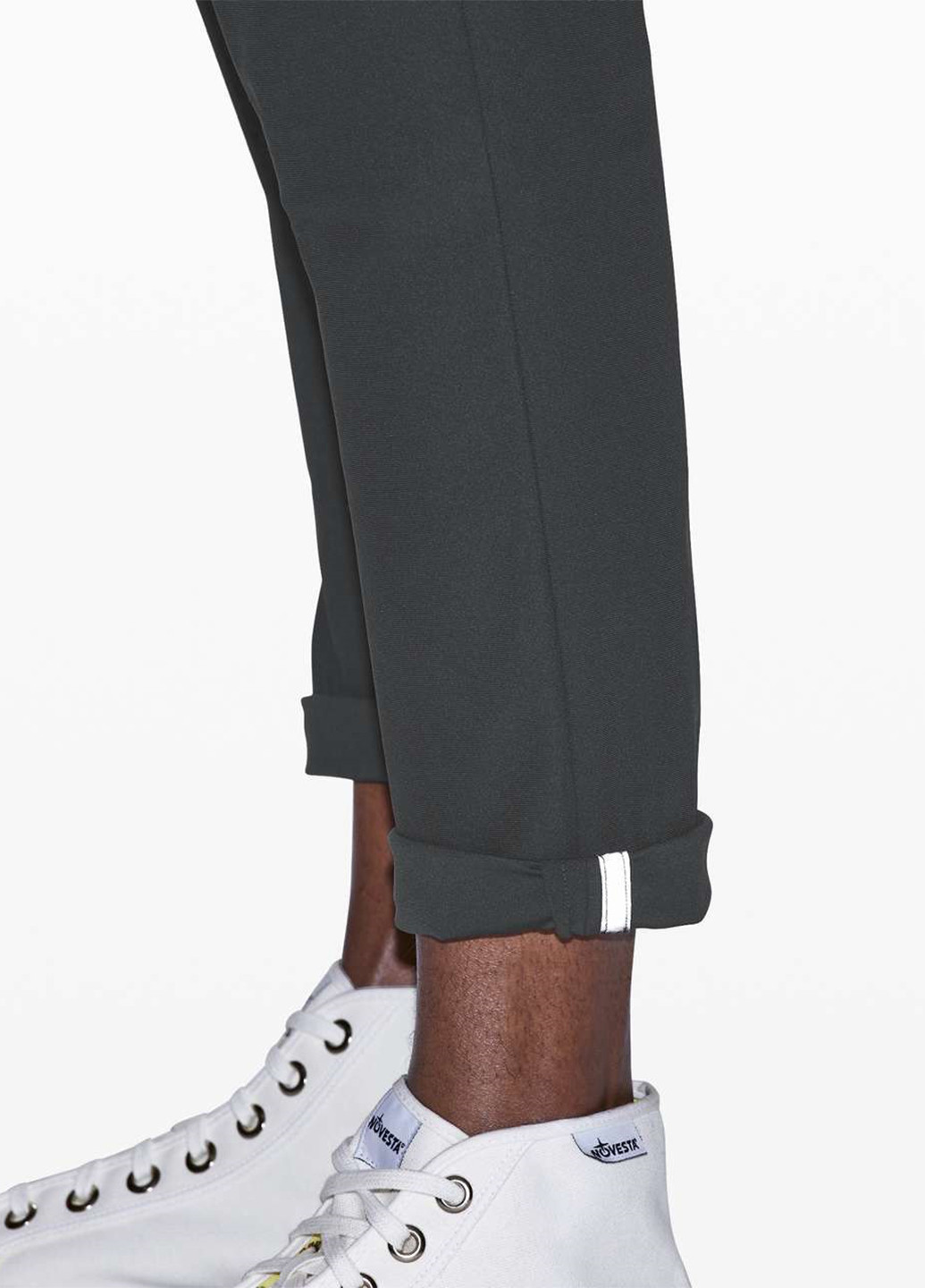 Графитовые кэжуал демисезонные чиносы брюки Lululemon Athletica