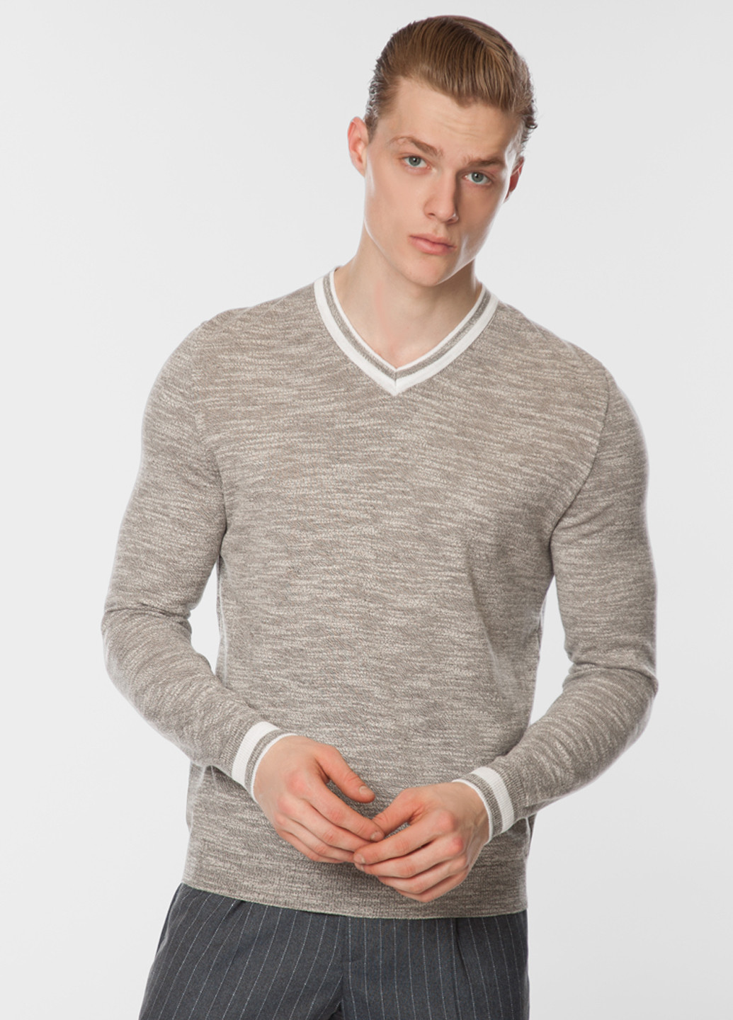 Серый зимний пуловер мужской Arber V-neck N-AVT-67