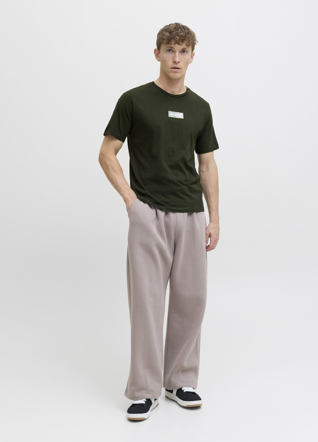 Хакі (оливкова) футболка Jack & Jones