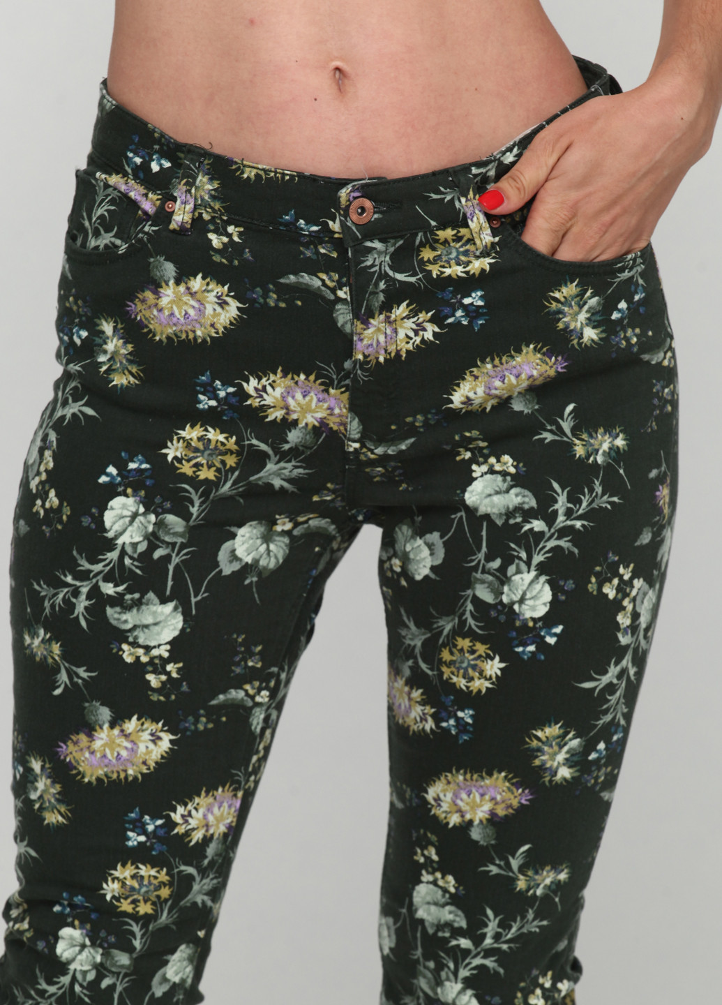 Темно-зеленые джинсовые демисезонные зауженные брюки H&M