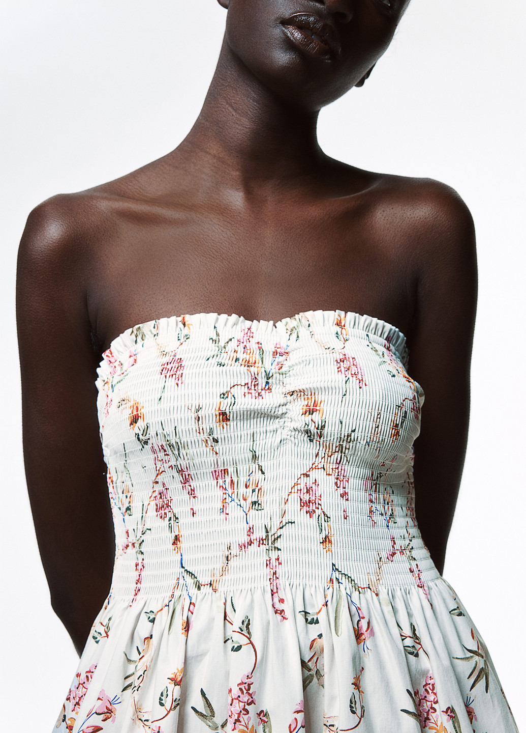 Кремова кежуал сукня H&M з квітковим принтом