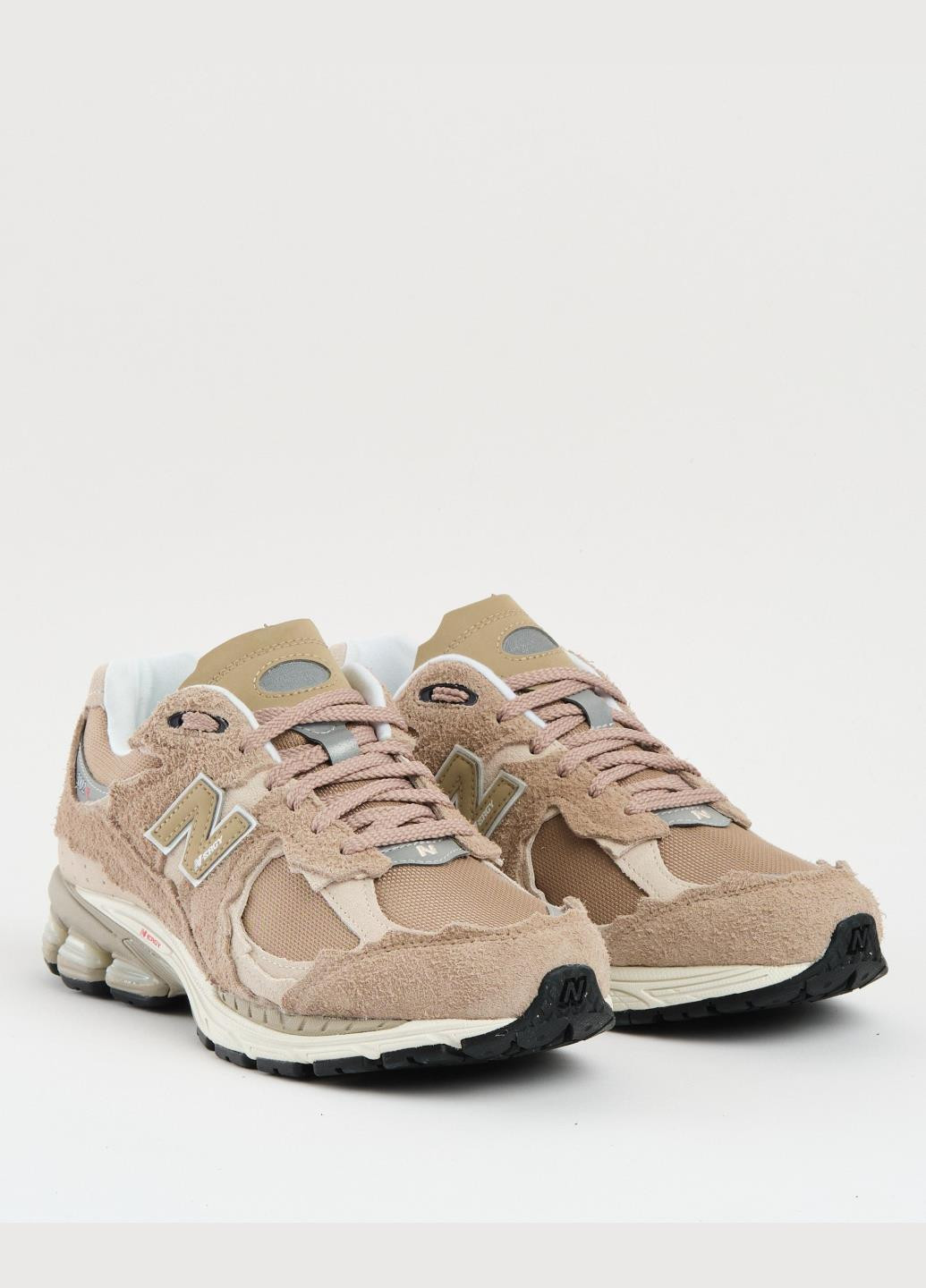 Бежеві Осінні кросівки m2002rdl New Balance 2002R PROTECTION PACK