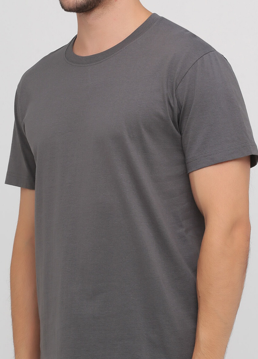 Темно-серая футболка мужская безшовная с круглым воротником плотная Stedman