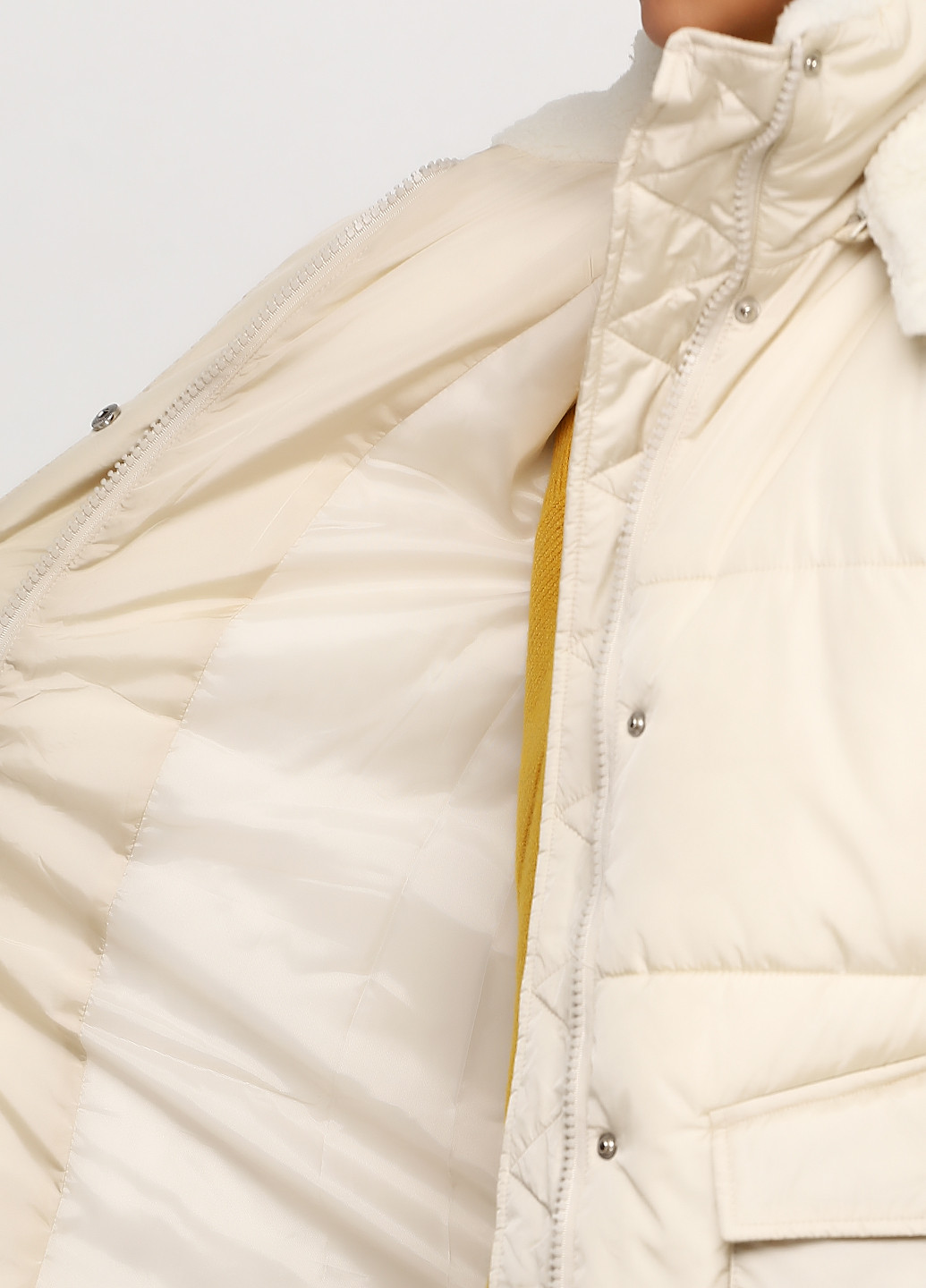 Белая зимняя куртка Studio Eleven