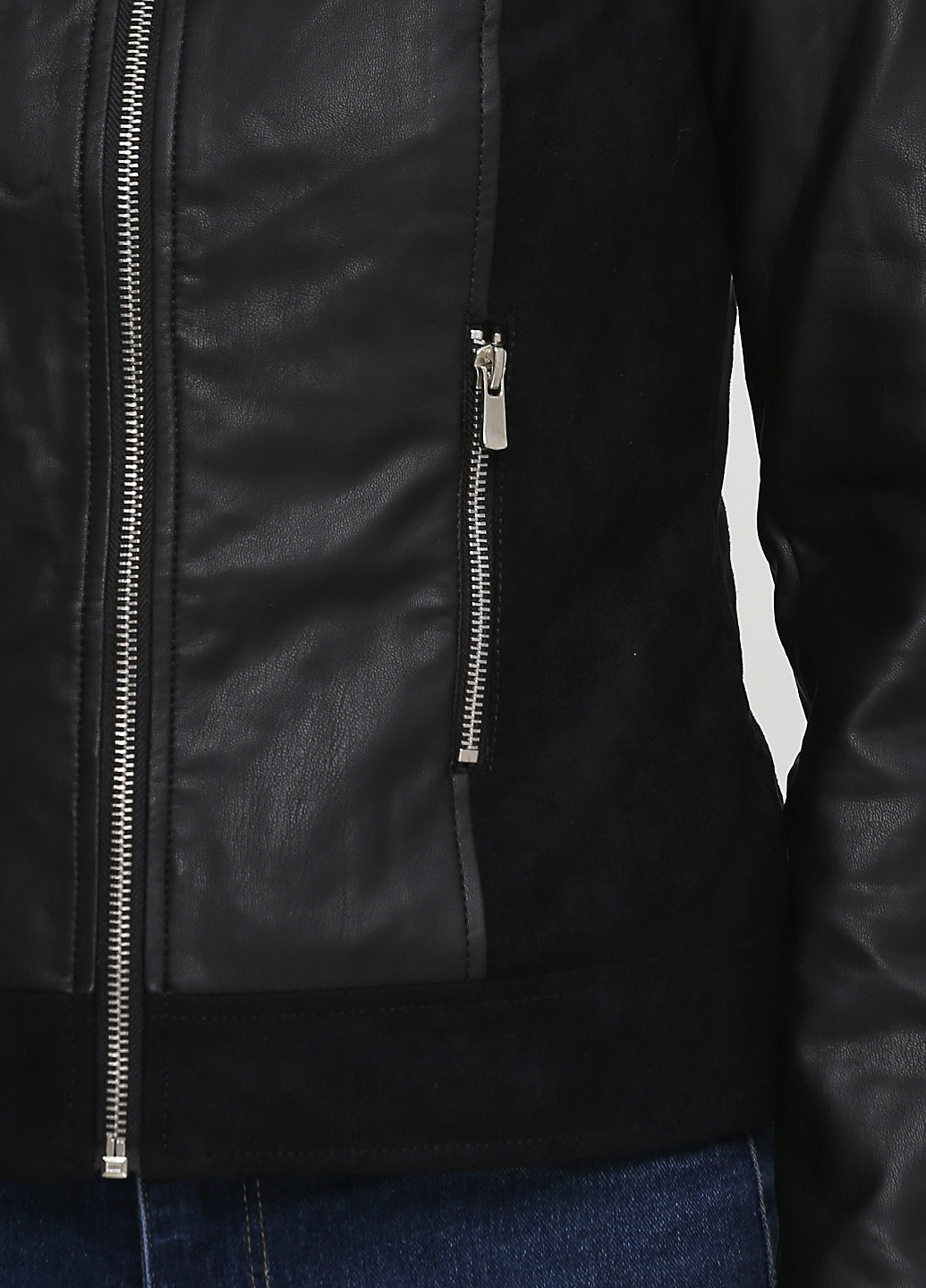 Черная демисезонная куртка Etam