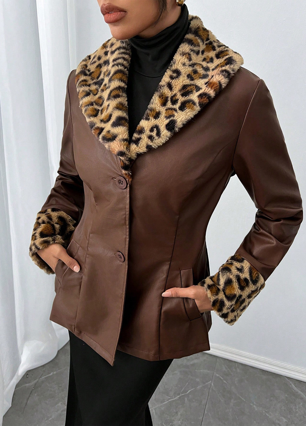 Коричнева демісезонна куртка SHEIN