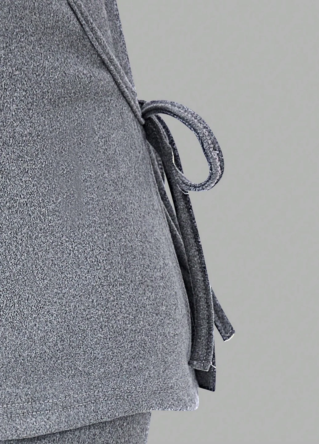 Серые демисезонные леггинсы SHEIN