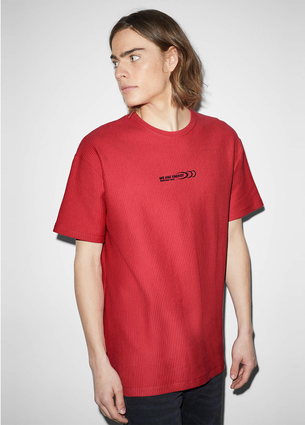 Красная футболка C&A