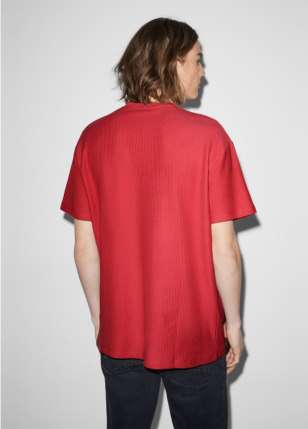 Красная футболка C&A