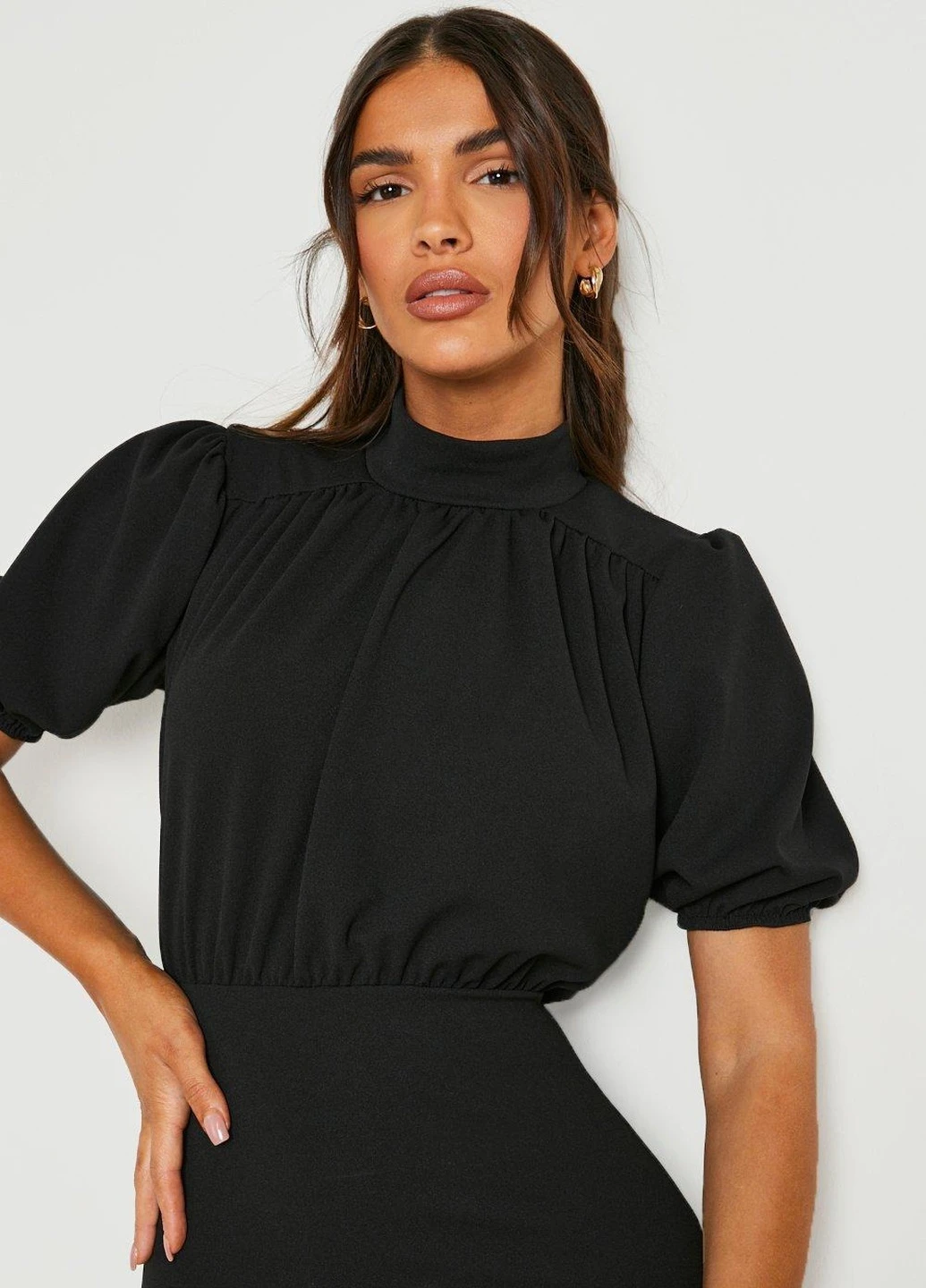 Черное платье Boohoo