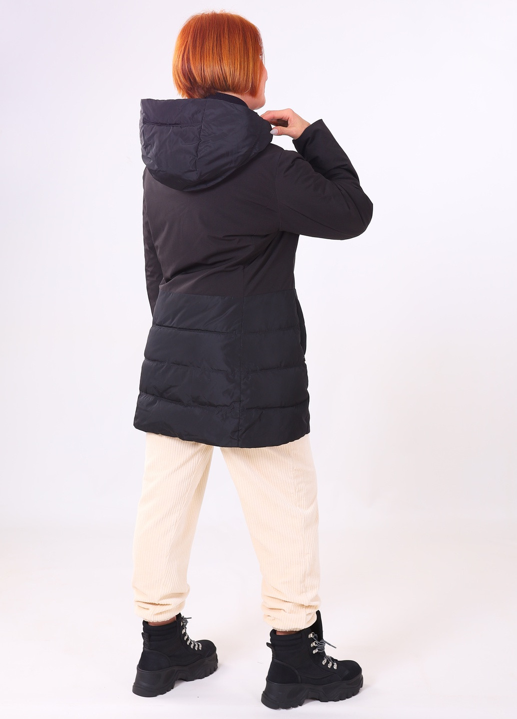 Черная куртка Yuko