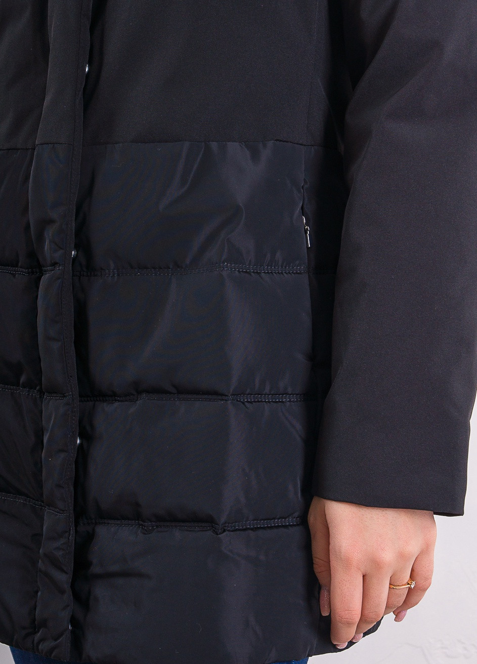 Черная куртка Yuko