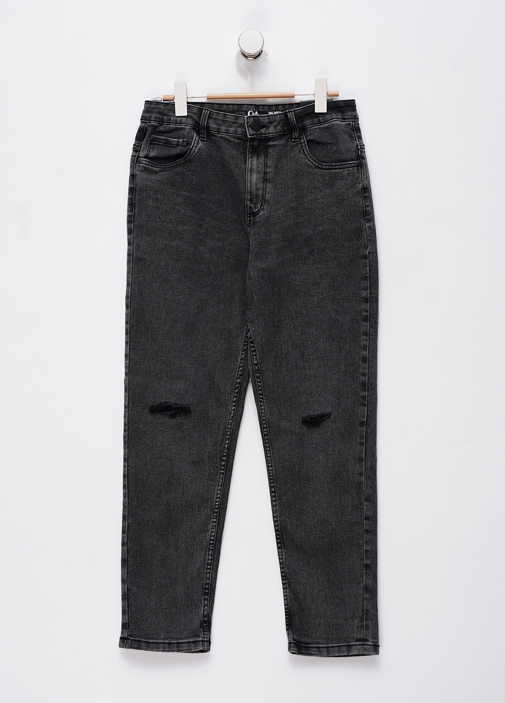 Серые демисезонные зауженные джинсы C&A