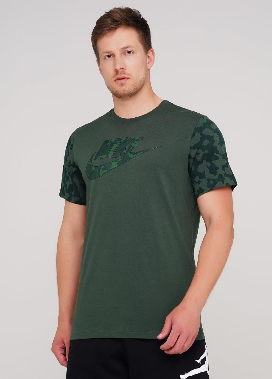 Оливковая футболка Nike M Nsw Tee Futura Club Fill