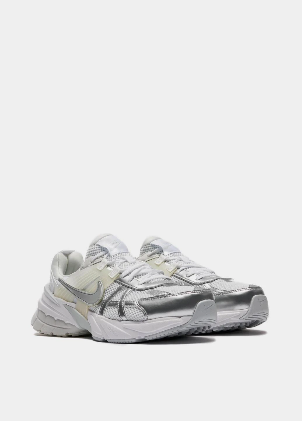 Кросівки FD0736-104 Nike V2K Run комбіновані демісезони (317265571)