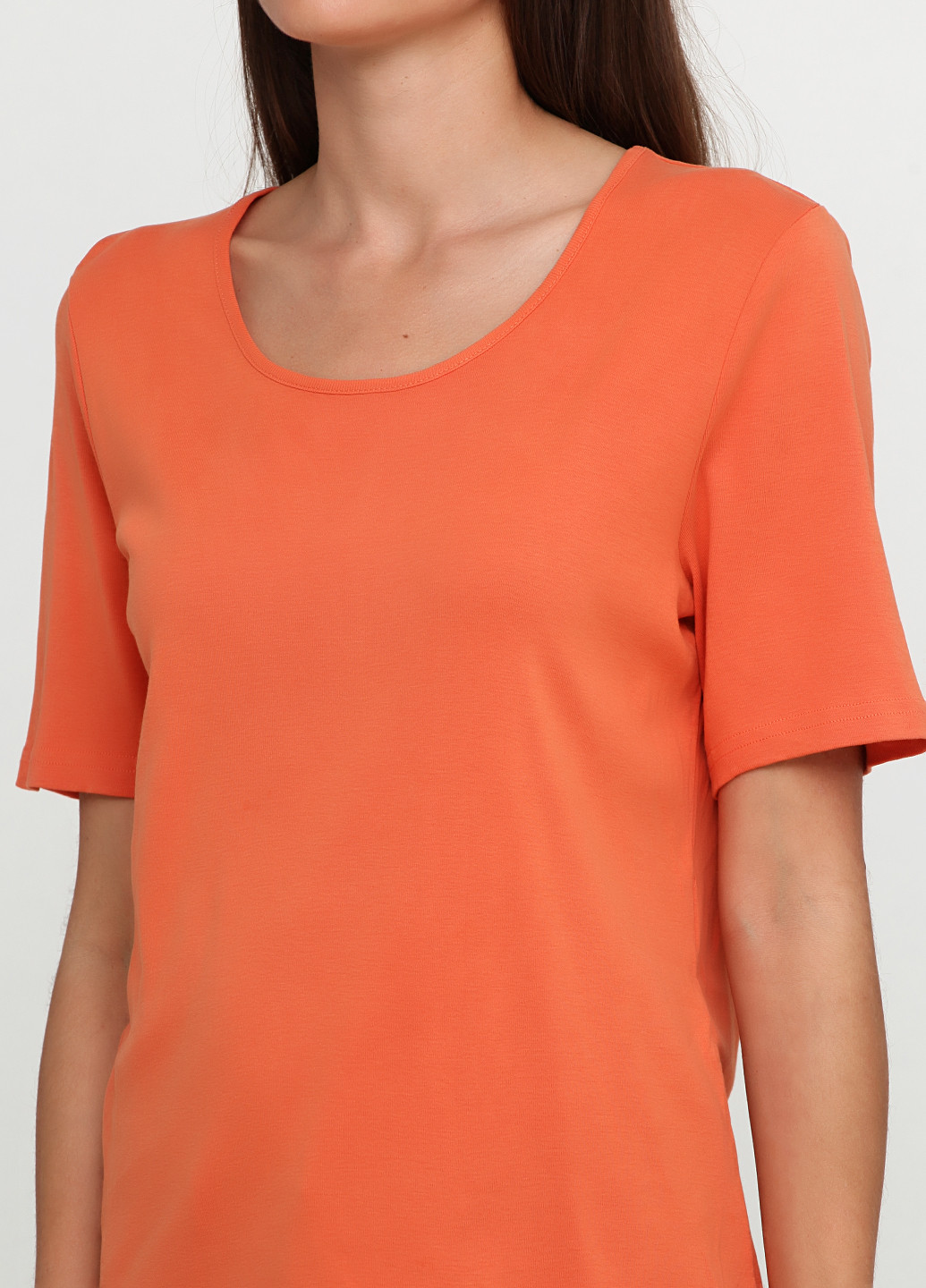 Оранжевая летняя футболка Signature