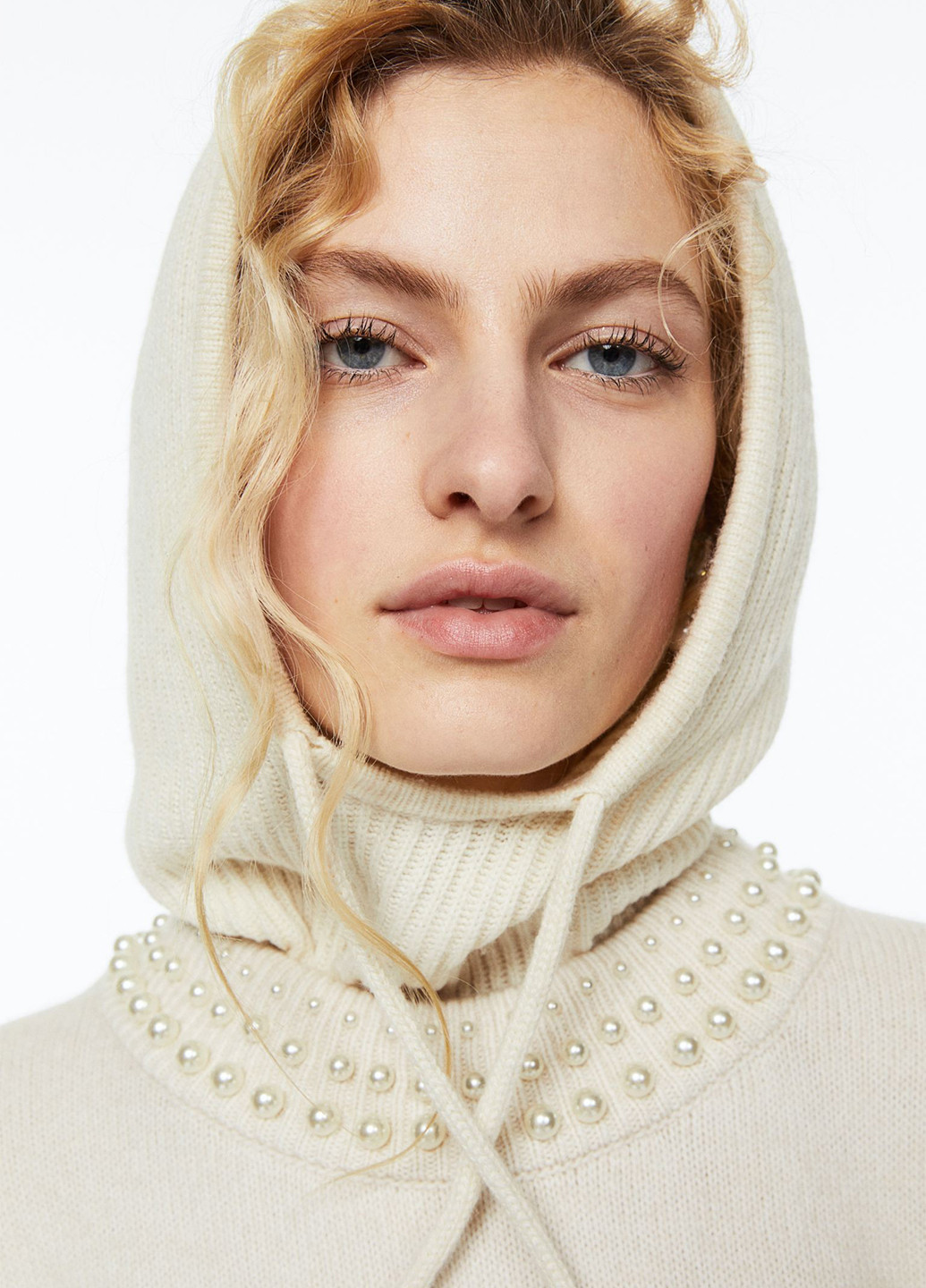 Жемчужное кэжуал платье платье-свитер H&M однотонное