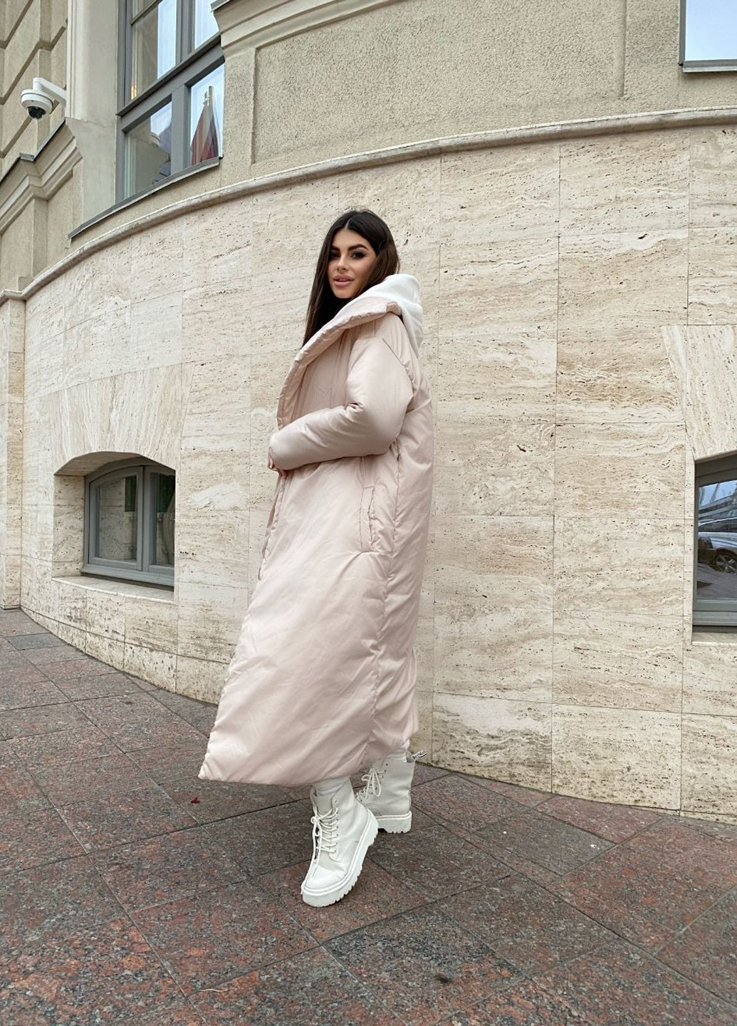 Бежева демісезонна куртка куртка-пальто Fashion