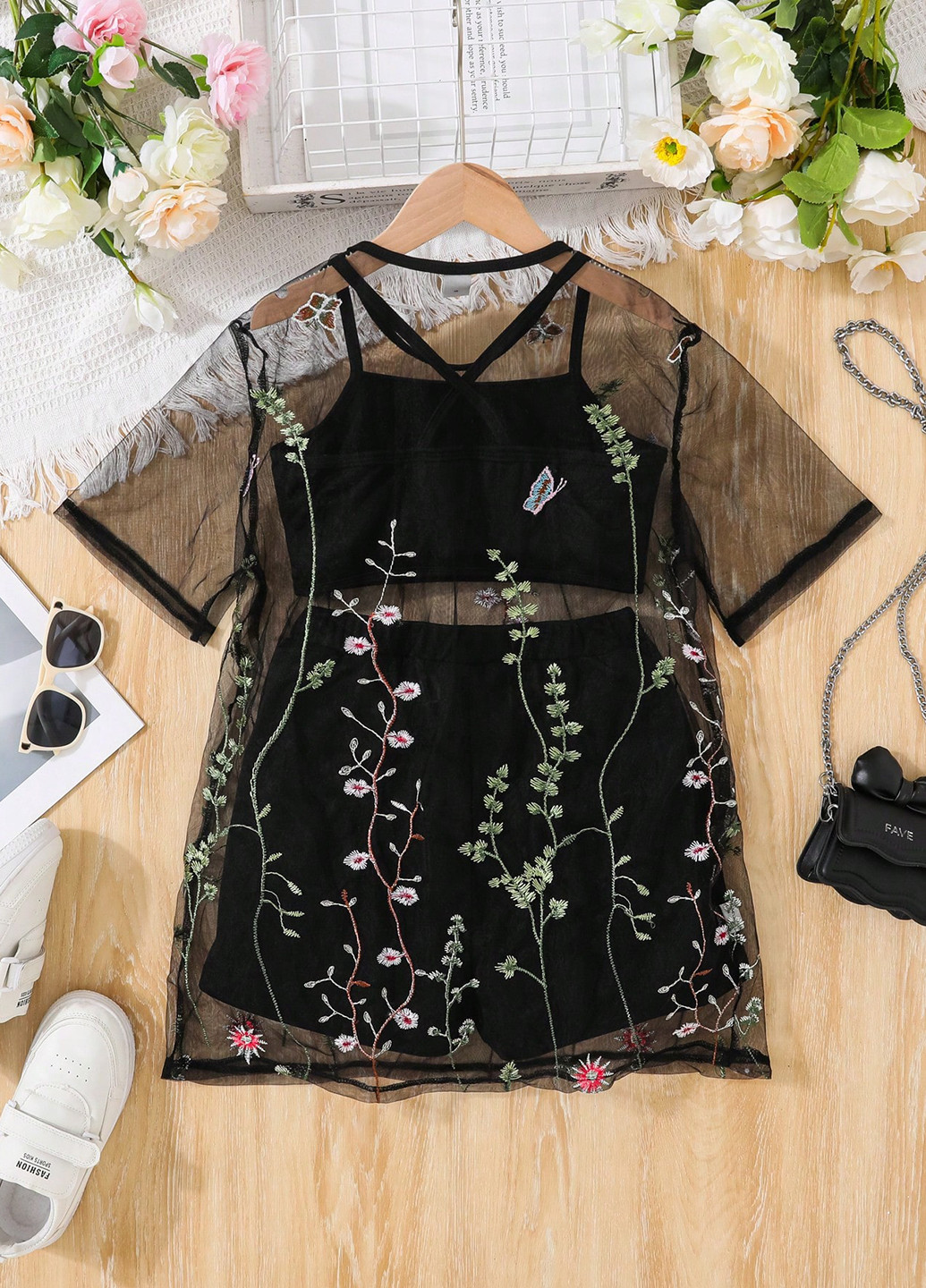 Черный летний комплект (топ, шорты, накидка) SHEIN