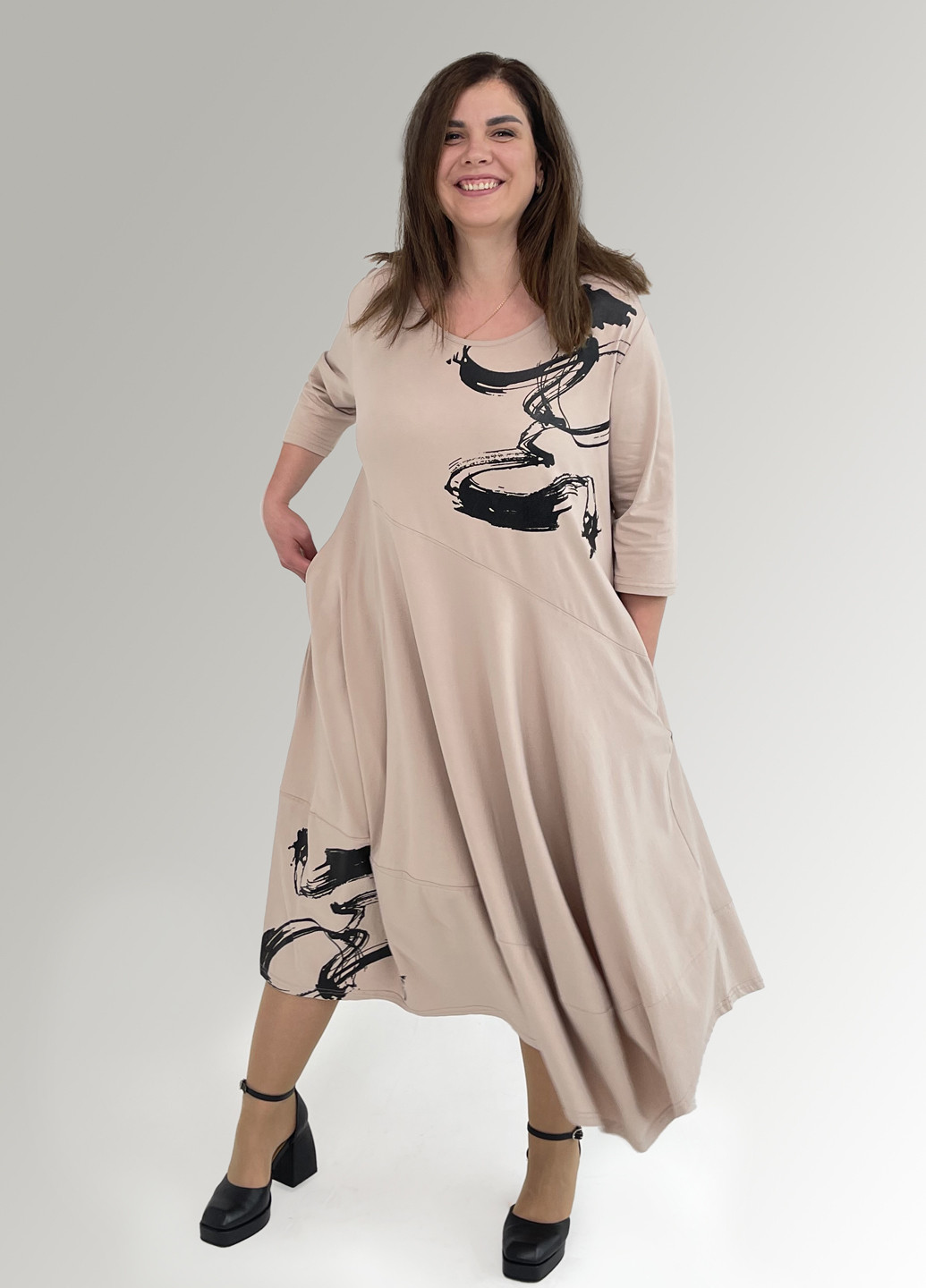 Кофейное кэжуал платье а-силуэт Hookk Design с рисунком
