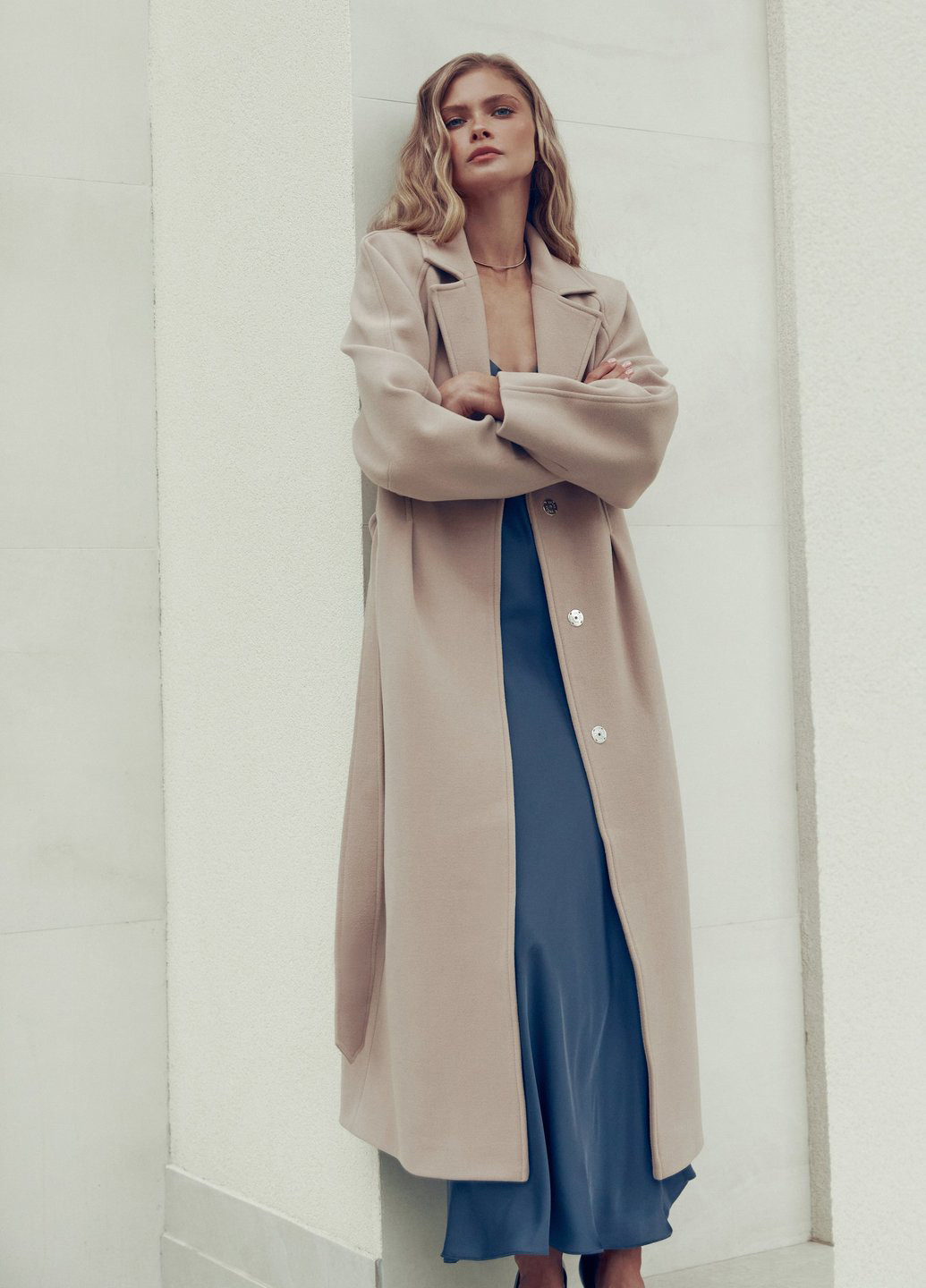 Бежевое демисезонное Пальто однобортное Gepur