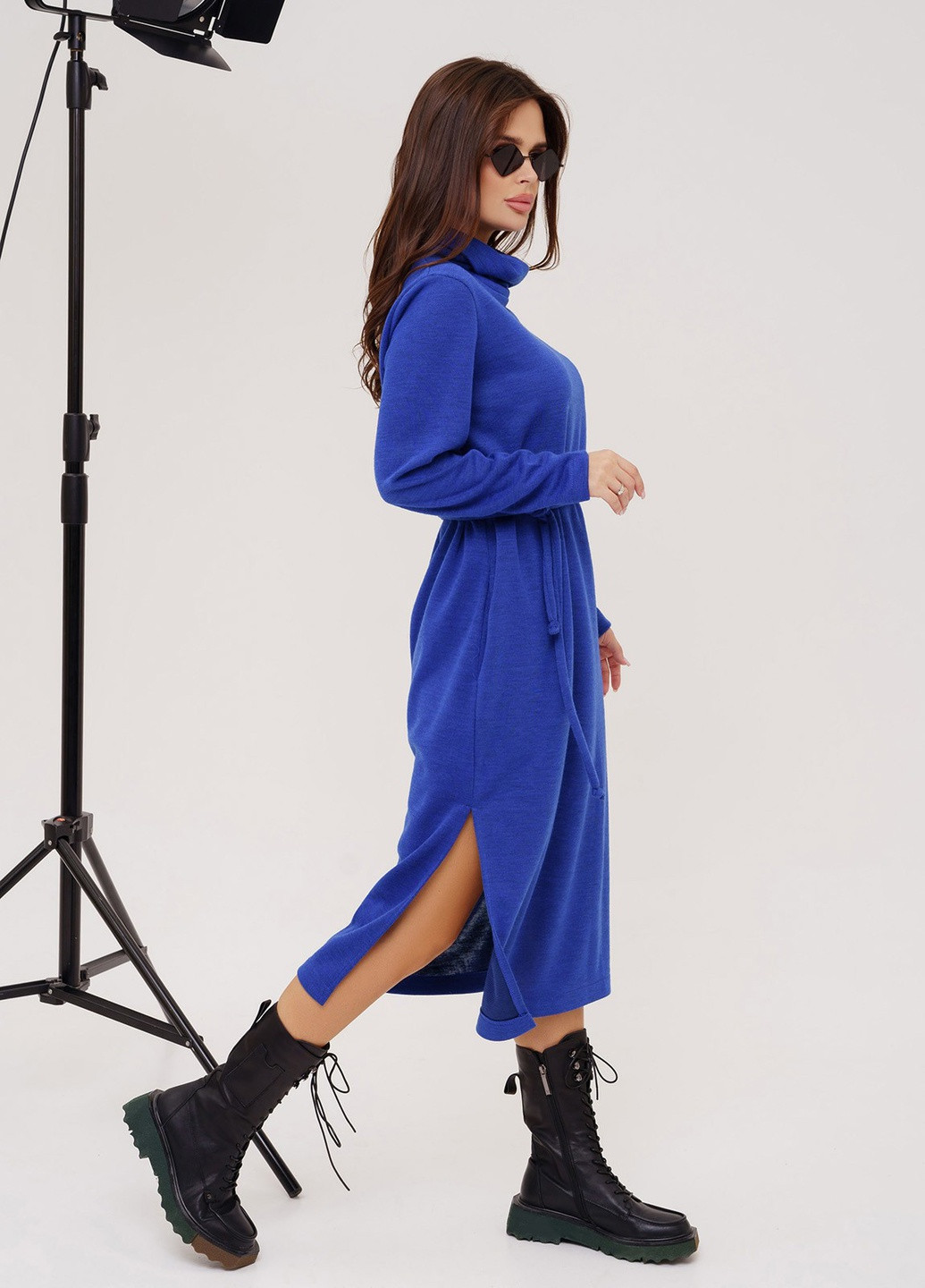 Синее повседневный платье женское платье-свитер ISSA PLUS однотонное