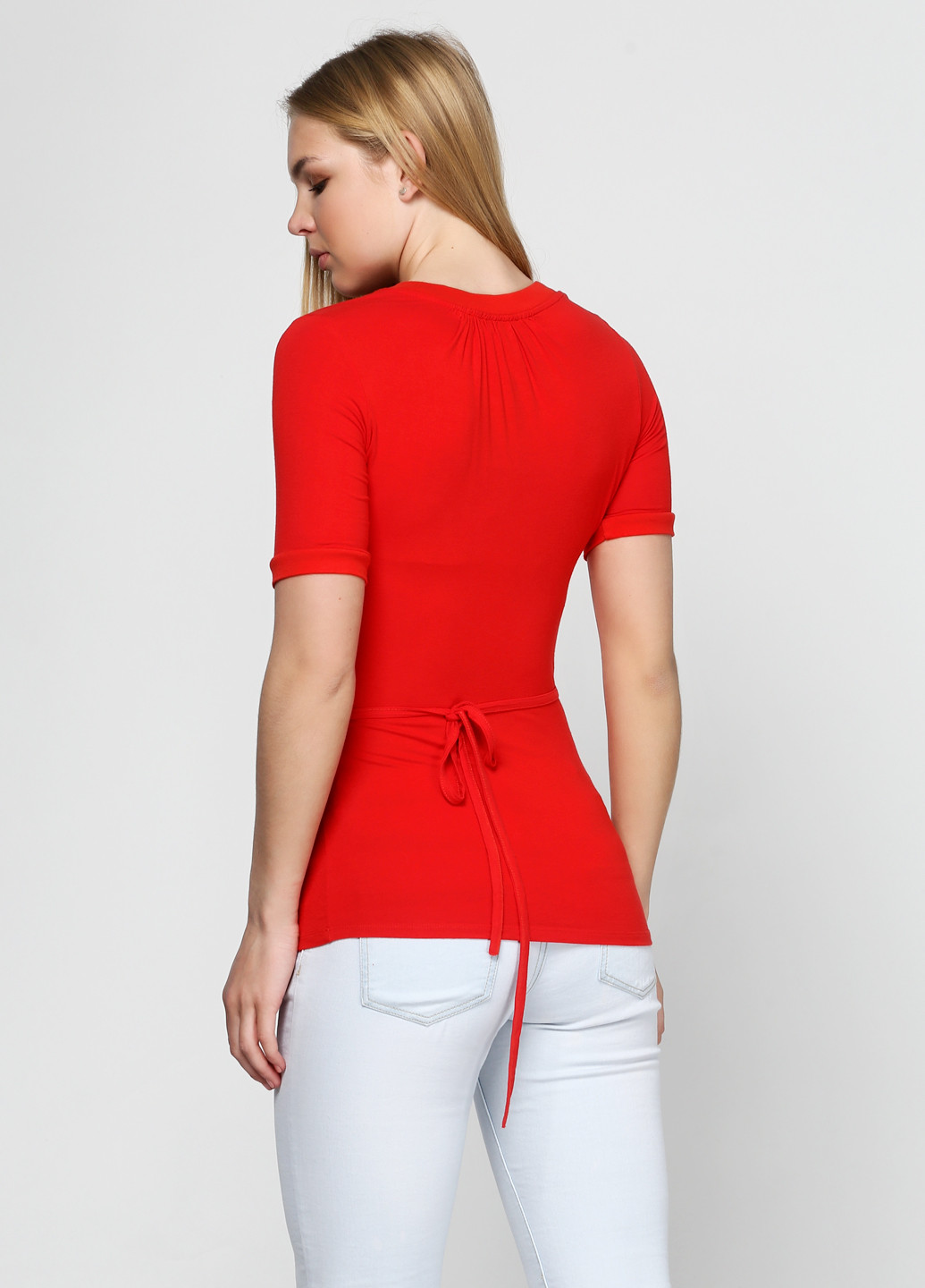 Красная летняя футболка Basics