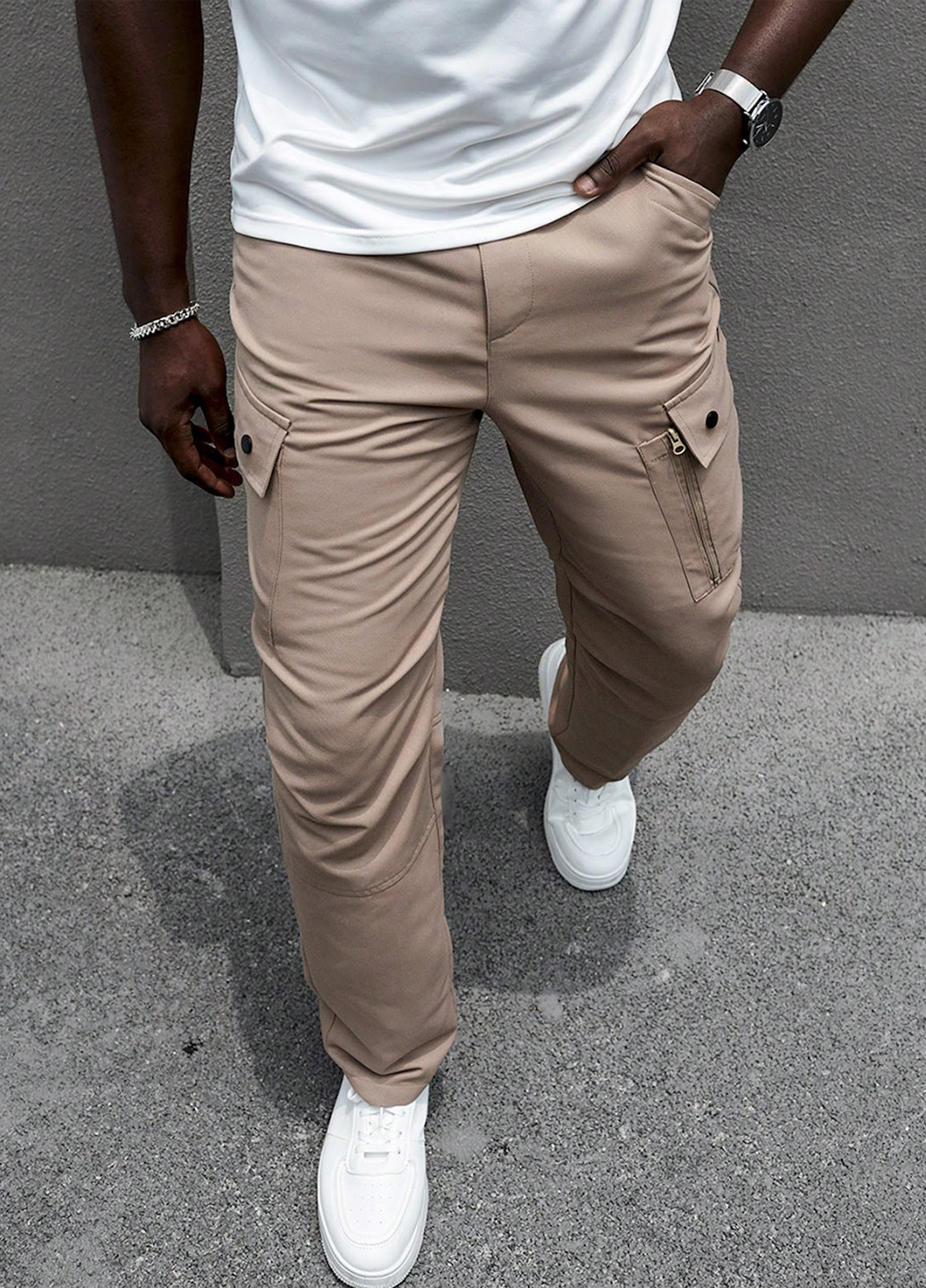 Светло-бежевые кэжуал демисезонные карго, зауженные брюки SHEIN