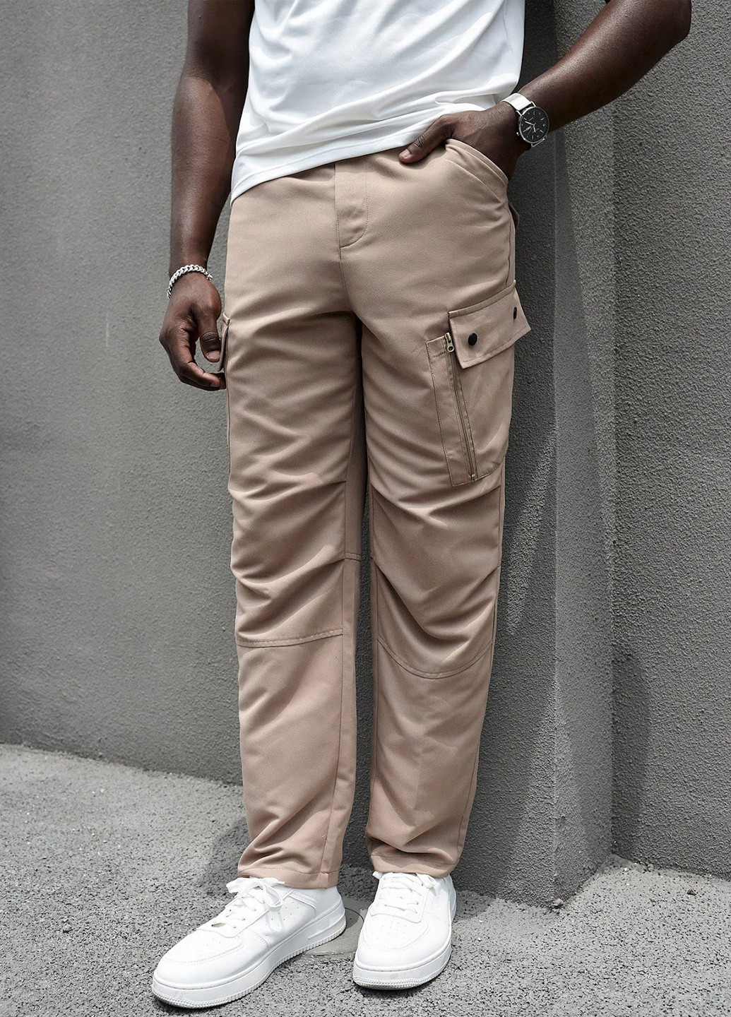 Светло-бежевые кэжуал демисезонные карго, зауженные брюки SHEIN