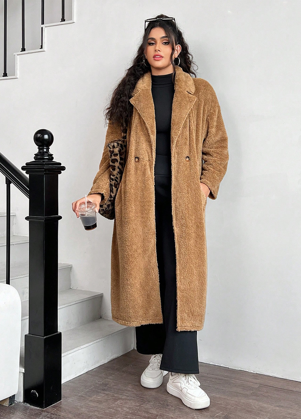 Темно-бежевое зимнее Пальто двубортное SHEIN