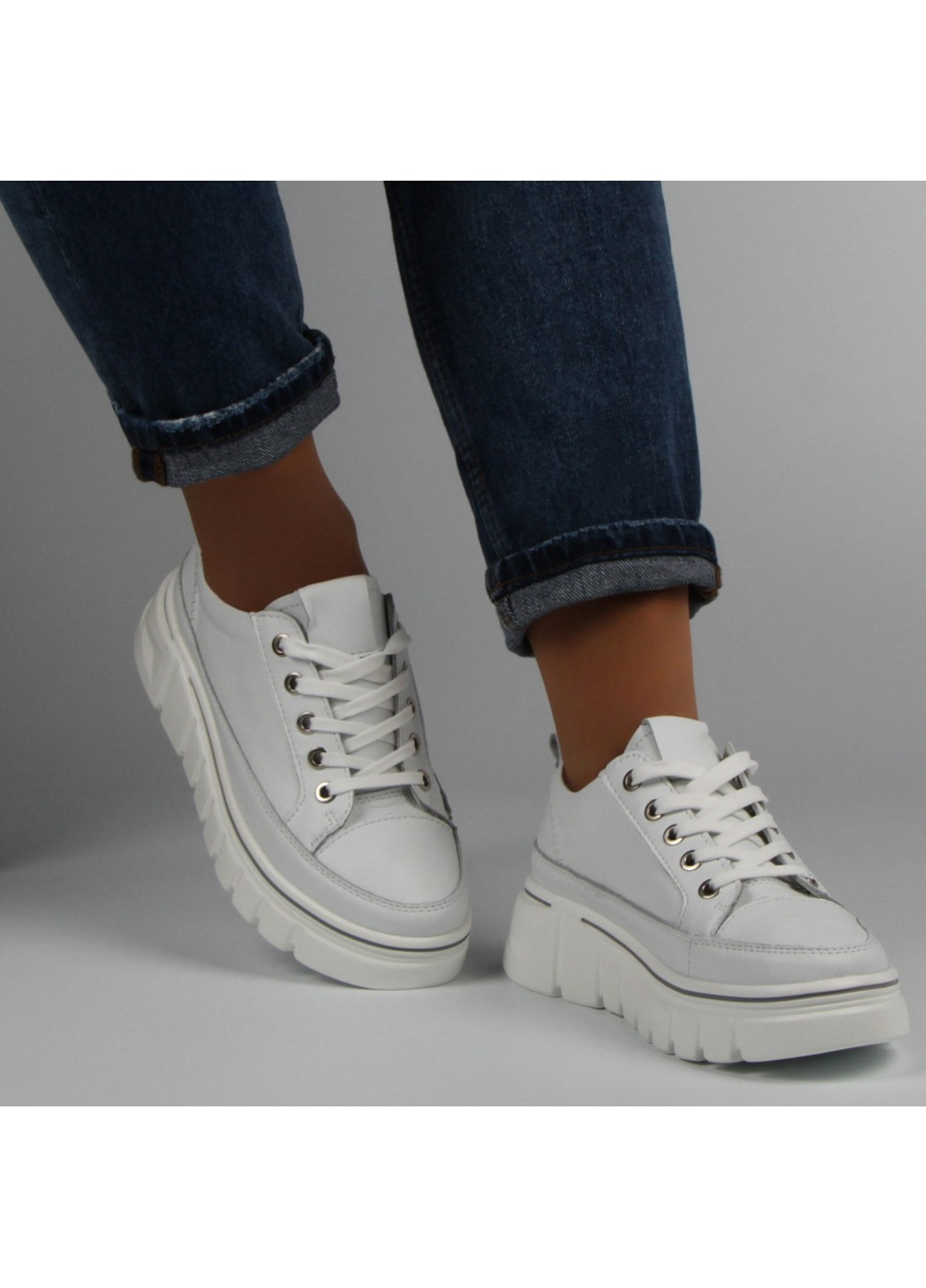 Белые демисезонные женские кроссовки 197990 Renzoni