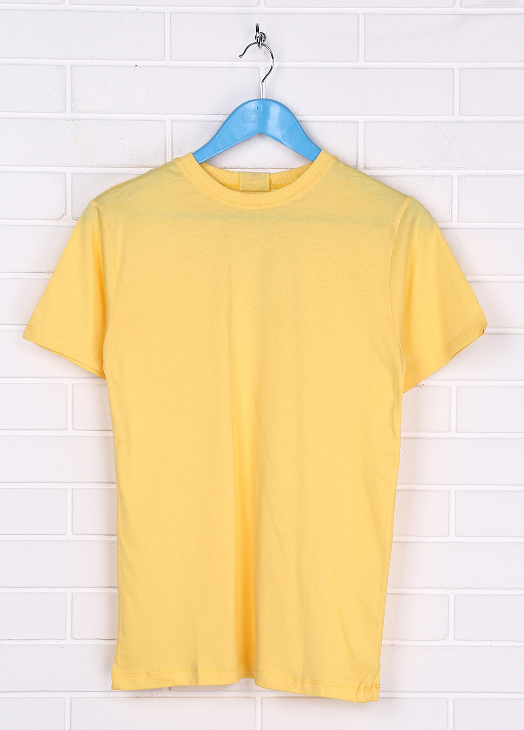 Желтая летняя футболка с коротким рукавом CHN