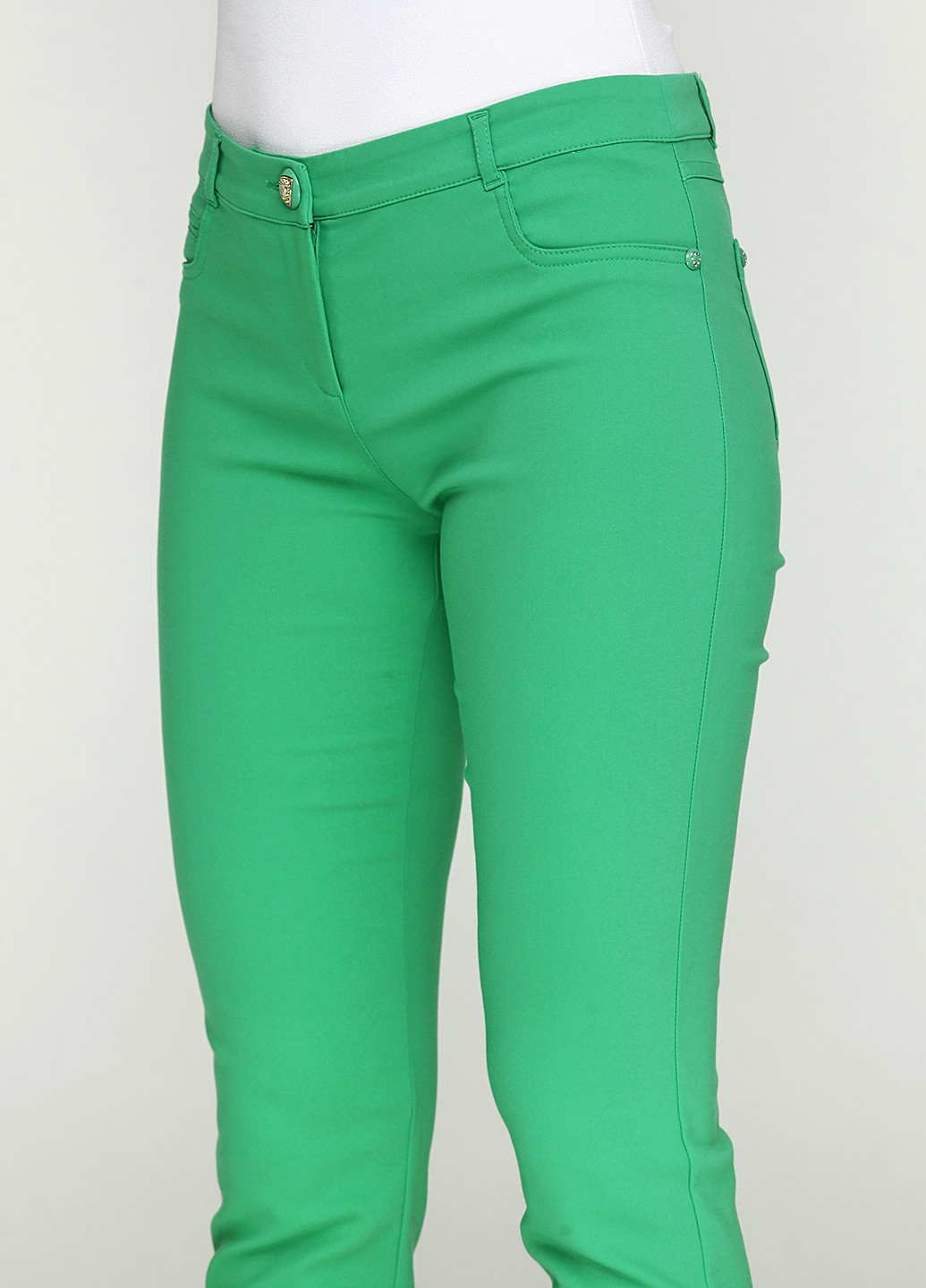 Зеленые кэжуал демисезонные прямые брюки Sassofono