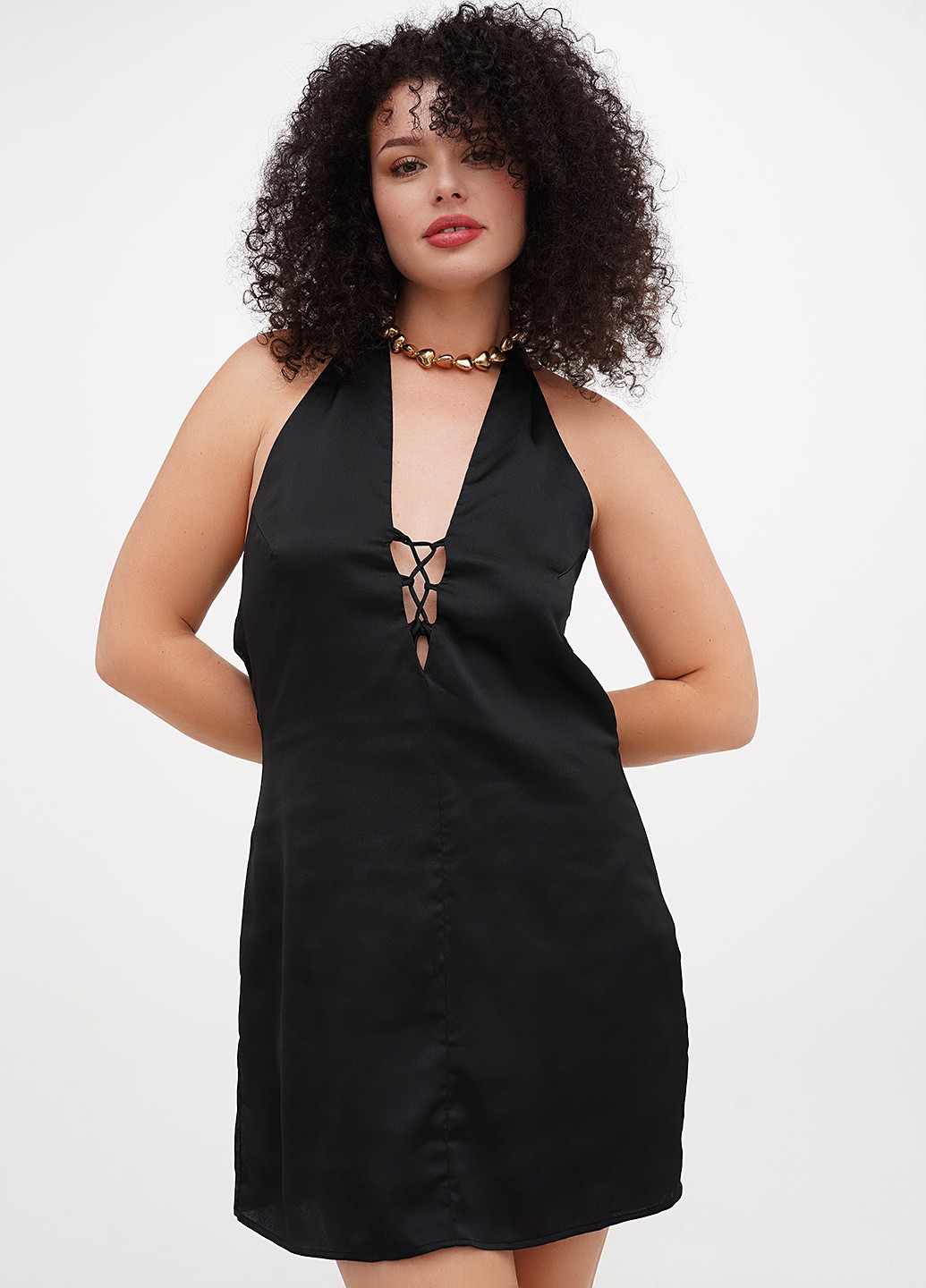 Черное вечернее платье с открытой спиной Cropp однотонное