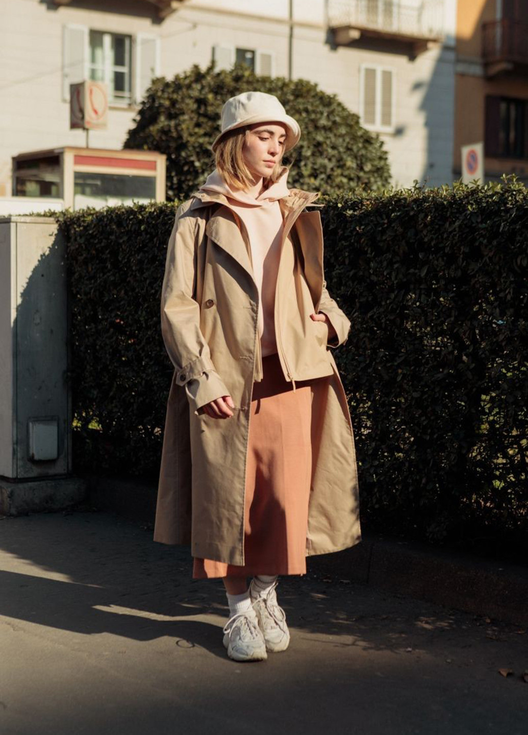 Коричневая кэжуал однотонная юбка Uniqlo а-силуэта (трапеция)