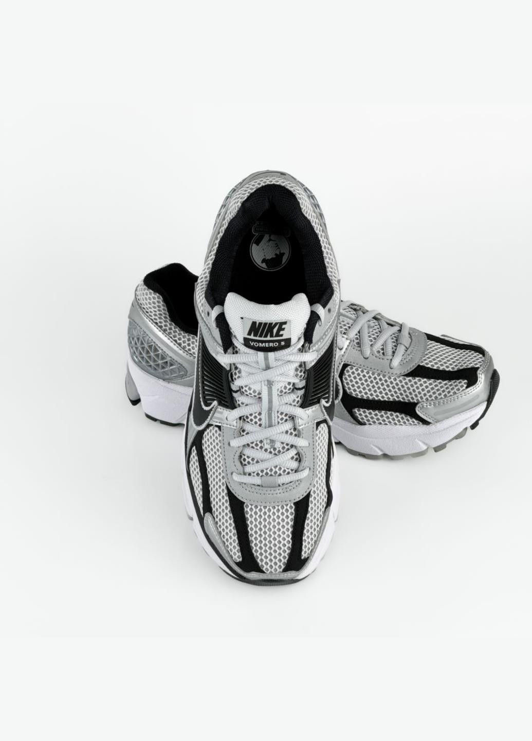 Серебряные демисезонные кроссовки fj4151-004 Nike Zoom Vomero 5