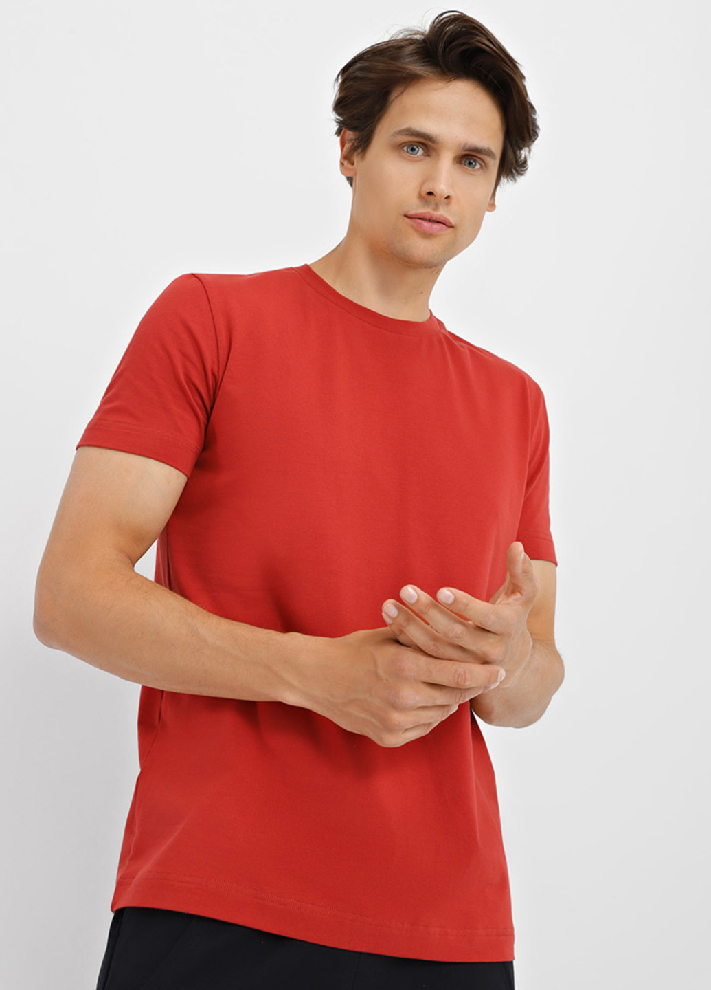 Красная футболка Promin