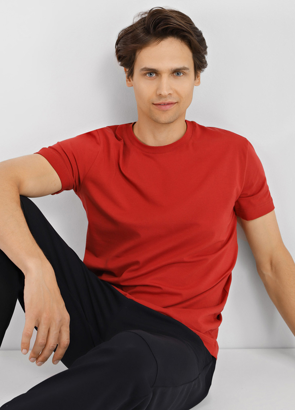 Красная футболка Promin