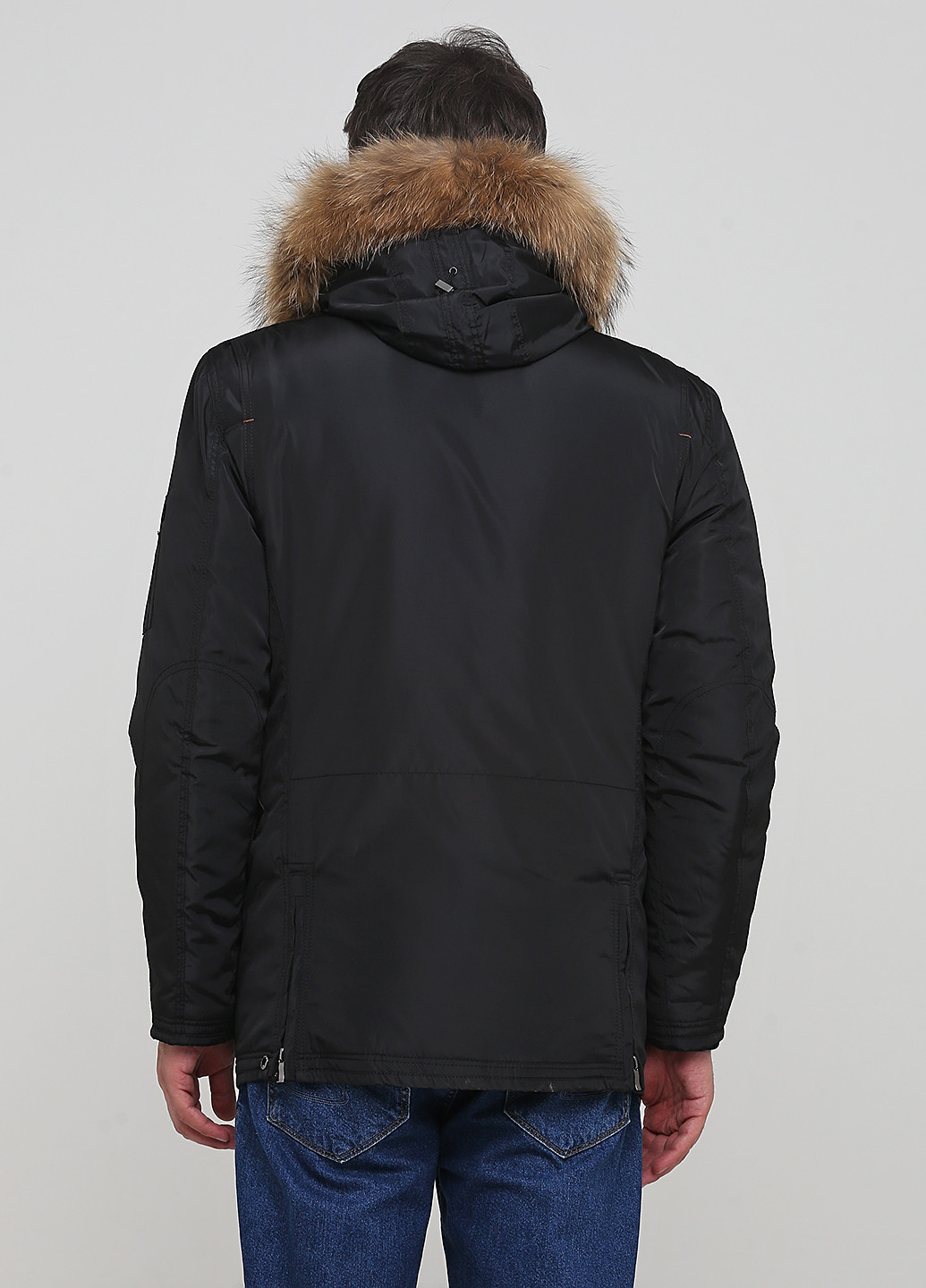 Черная зимняя куртка O`zona milano
