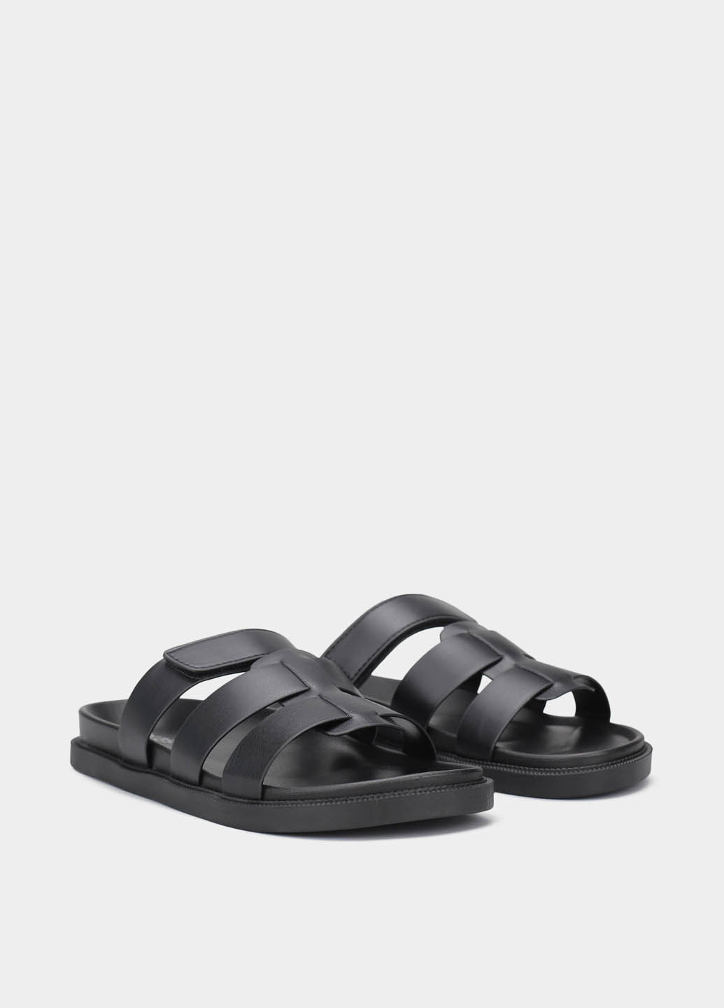 Черные шлепанцы Braska