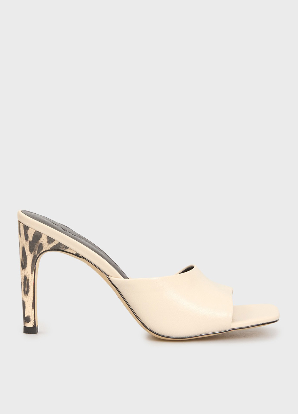 Бежевые шлепанцы PRPY