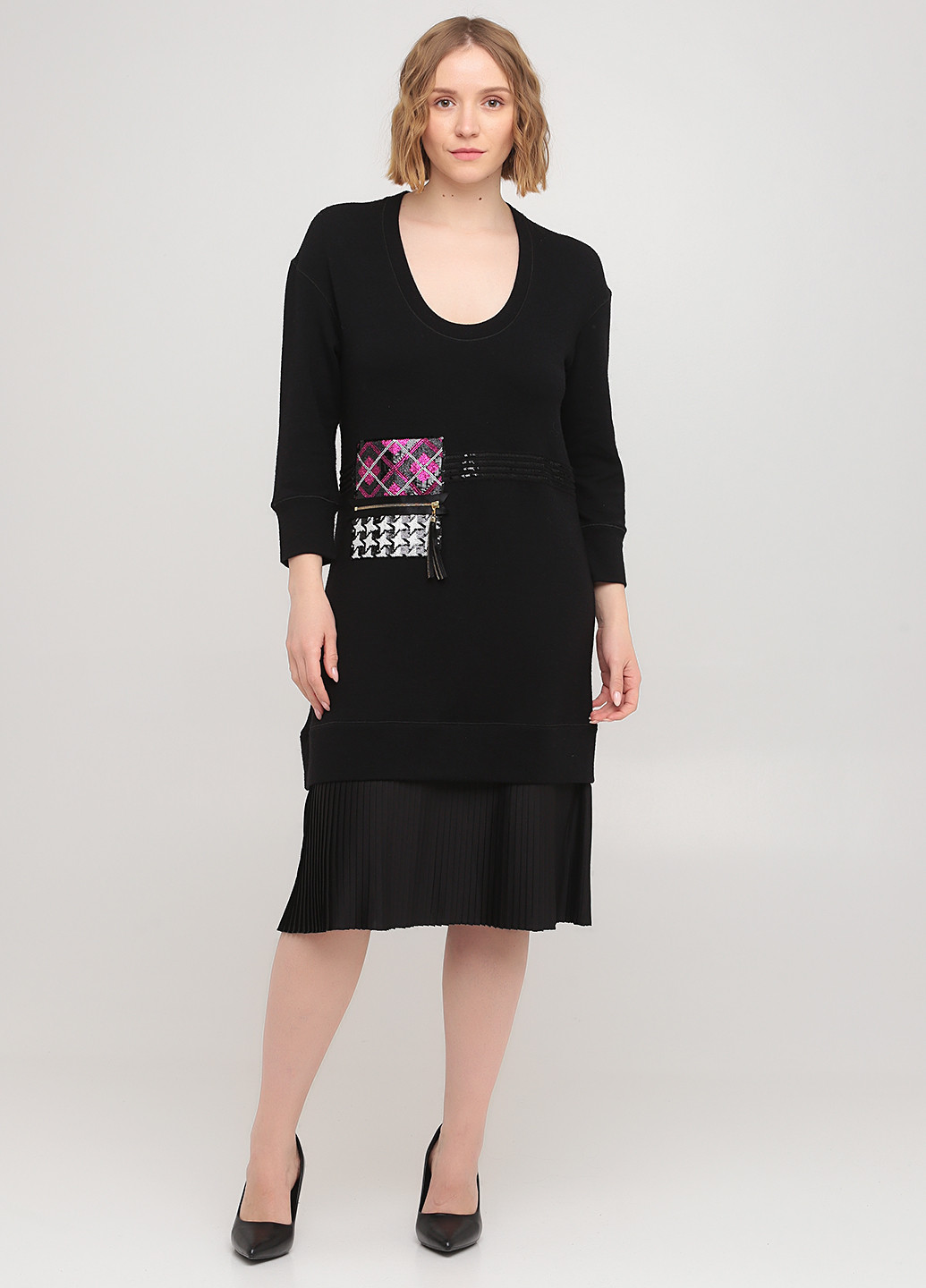 Черное кэжуал платье платье-свитер VDP однотонное