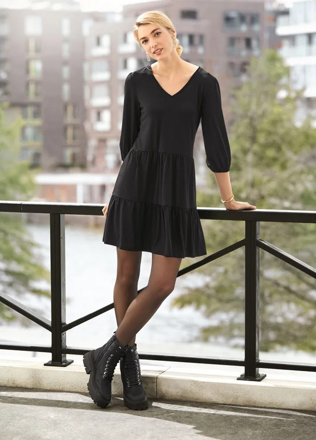 Чорна кежуал сукня а-силует Esmara однотонна