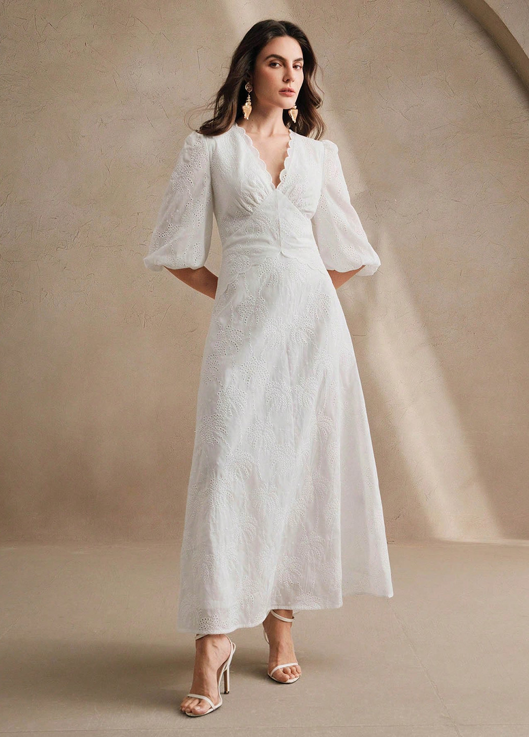 Белое кэжуал платье а-силуэт SHEIN однотонное