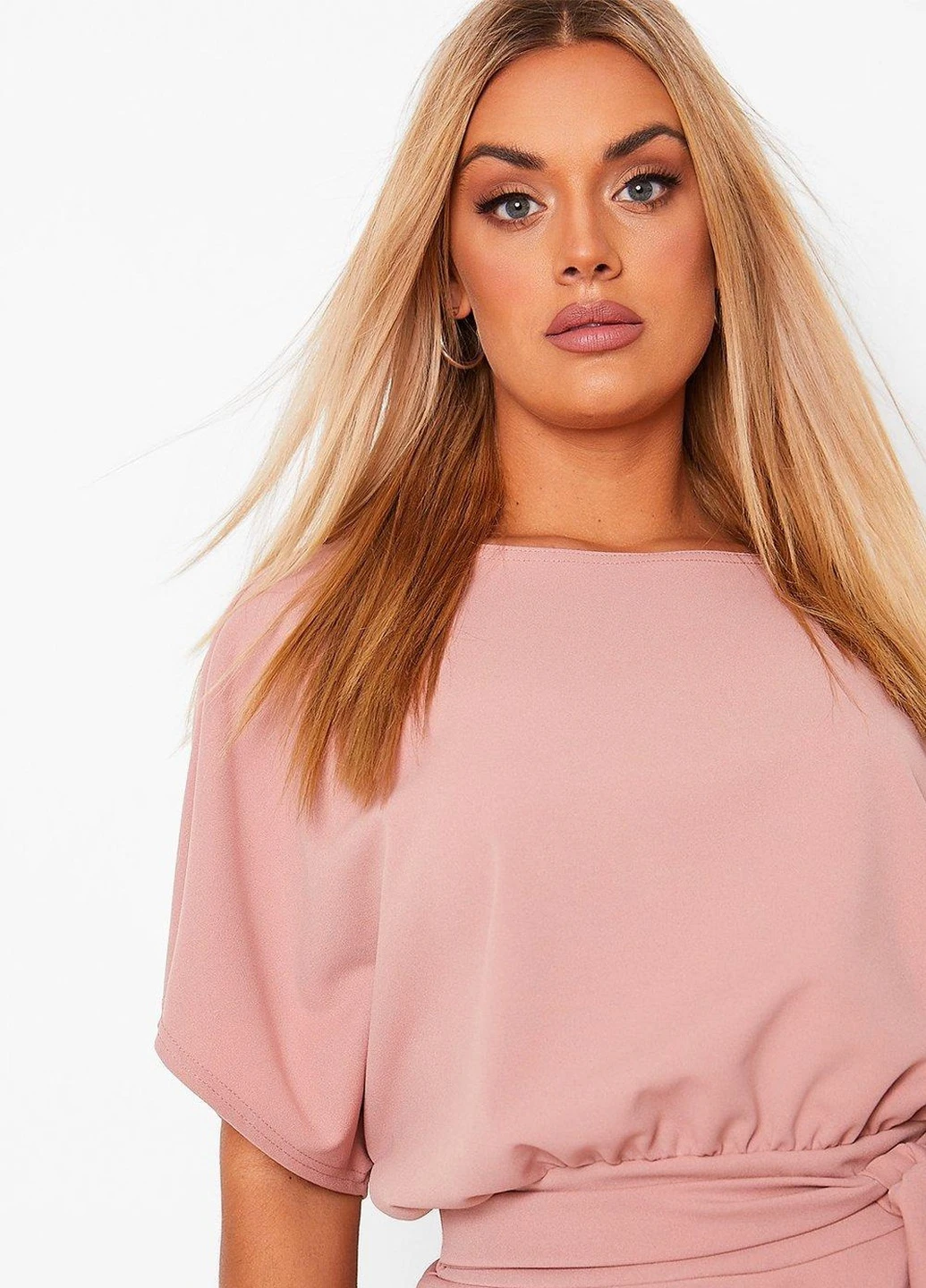 Розовое платье Boohoo