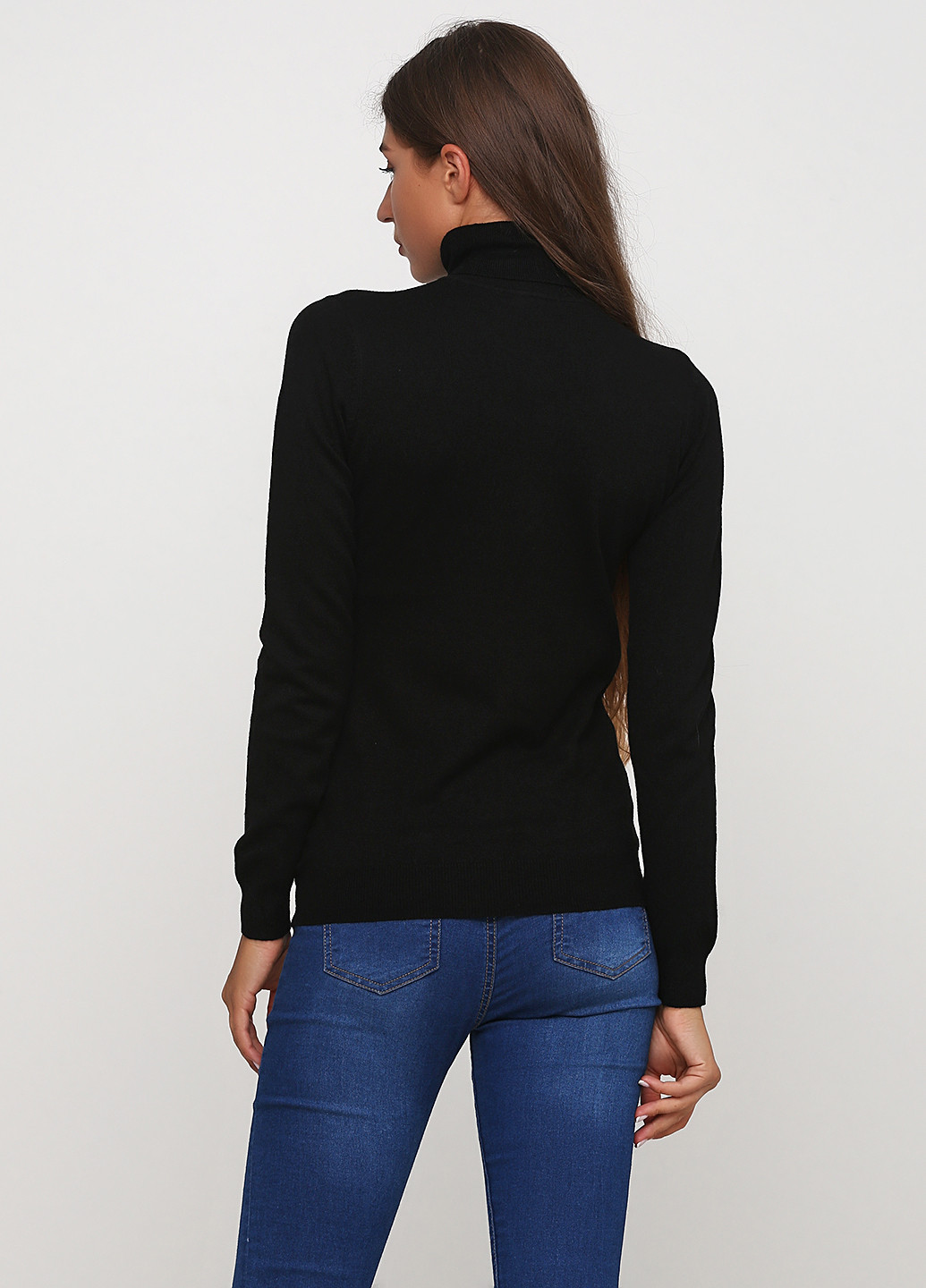 Черный демисезонный свитер Bluoltre