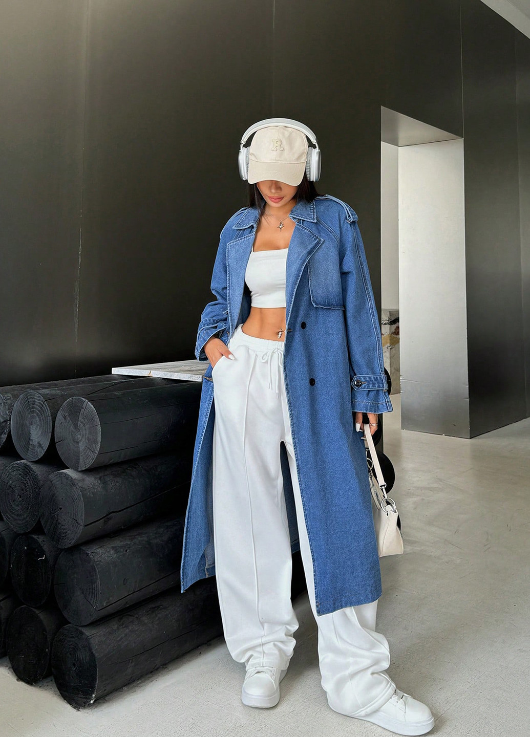 Синя демісезонна куртка SHEIN