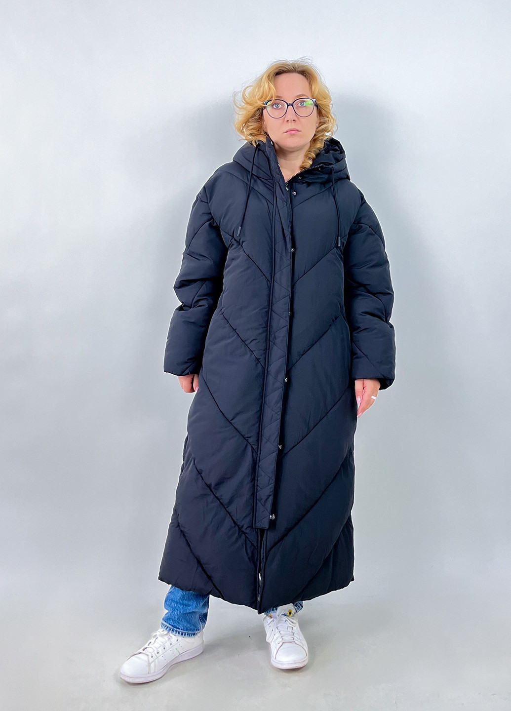 Чорна демісезонна куртка Monki